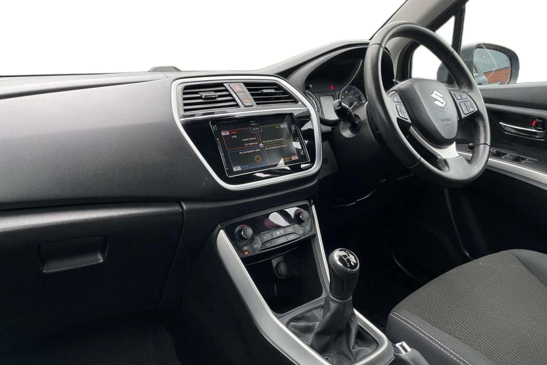 2017 SUZUKI SX4 S-CROSS 2017 SUZUKI SX4 S-CROSS