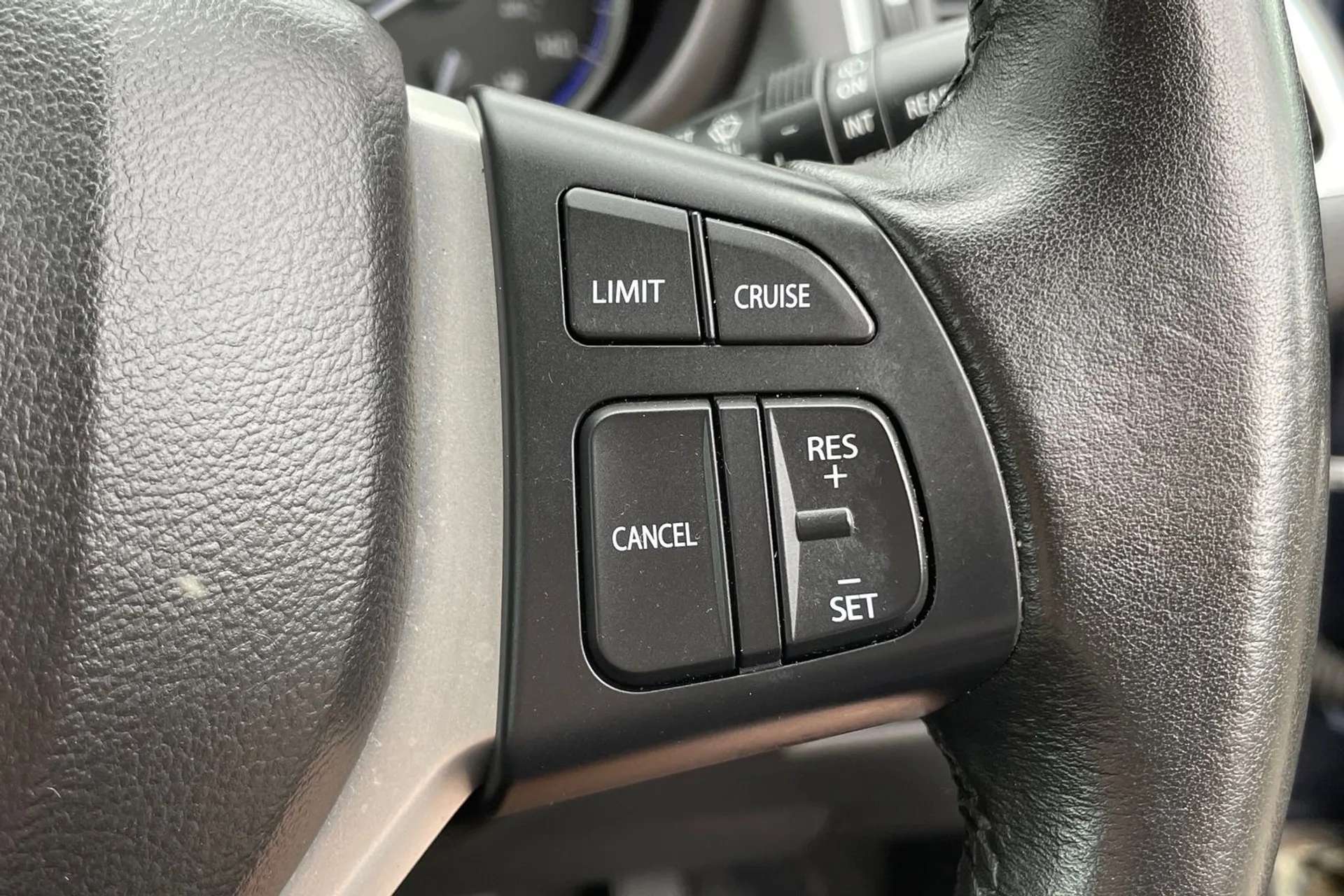 2017 SUZUKI SX4 S-CROSS 2017 SUZUKI SX4 S-CROSS