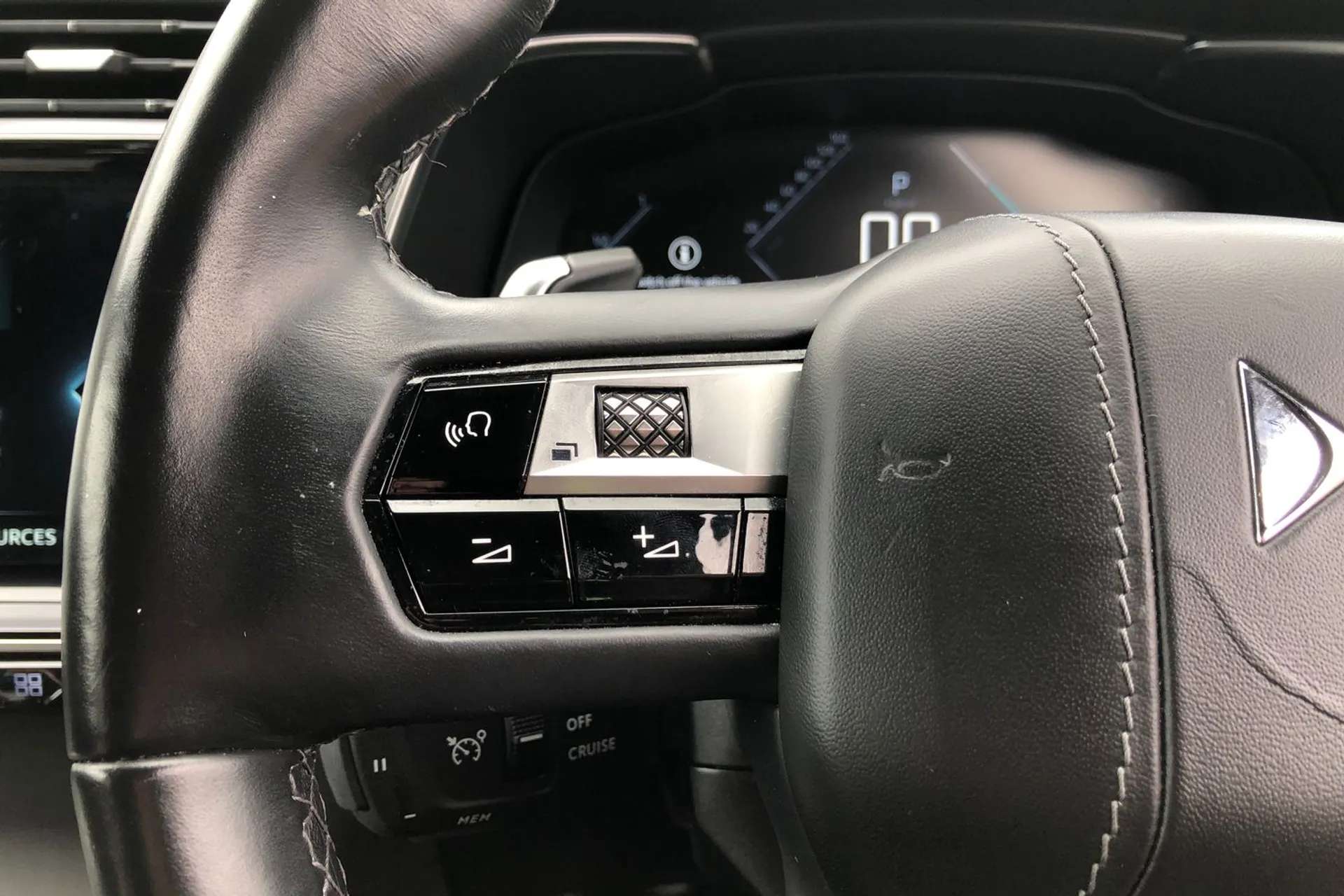 2023 DS DS7 CROSSBACK 2023 DS DS7 CROSSBACK
