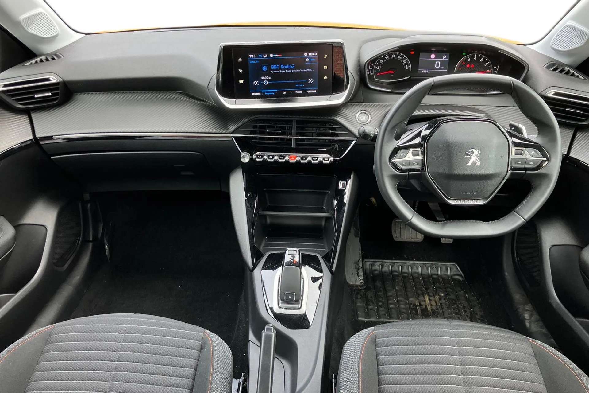 2021 PEUGEOT 208 2021 PEUGEOT 208