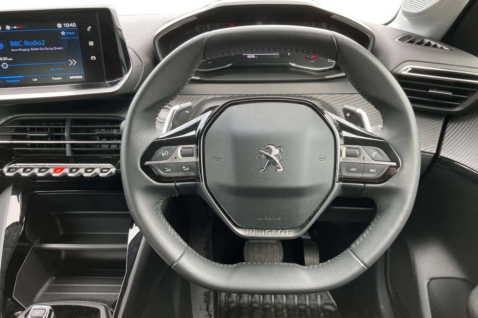2021 PEUGEOT 208 2021 PEUGEOT 208