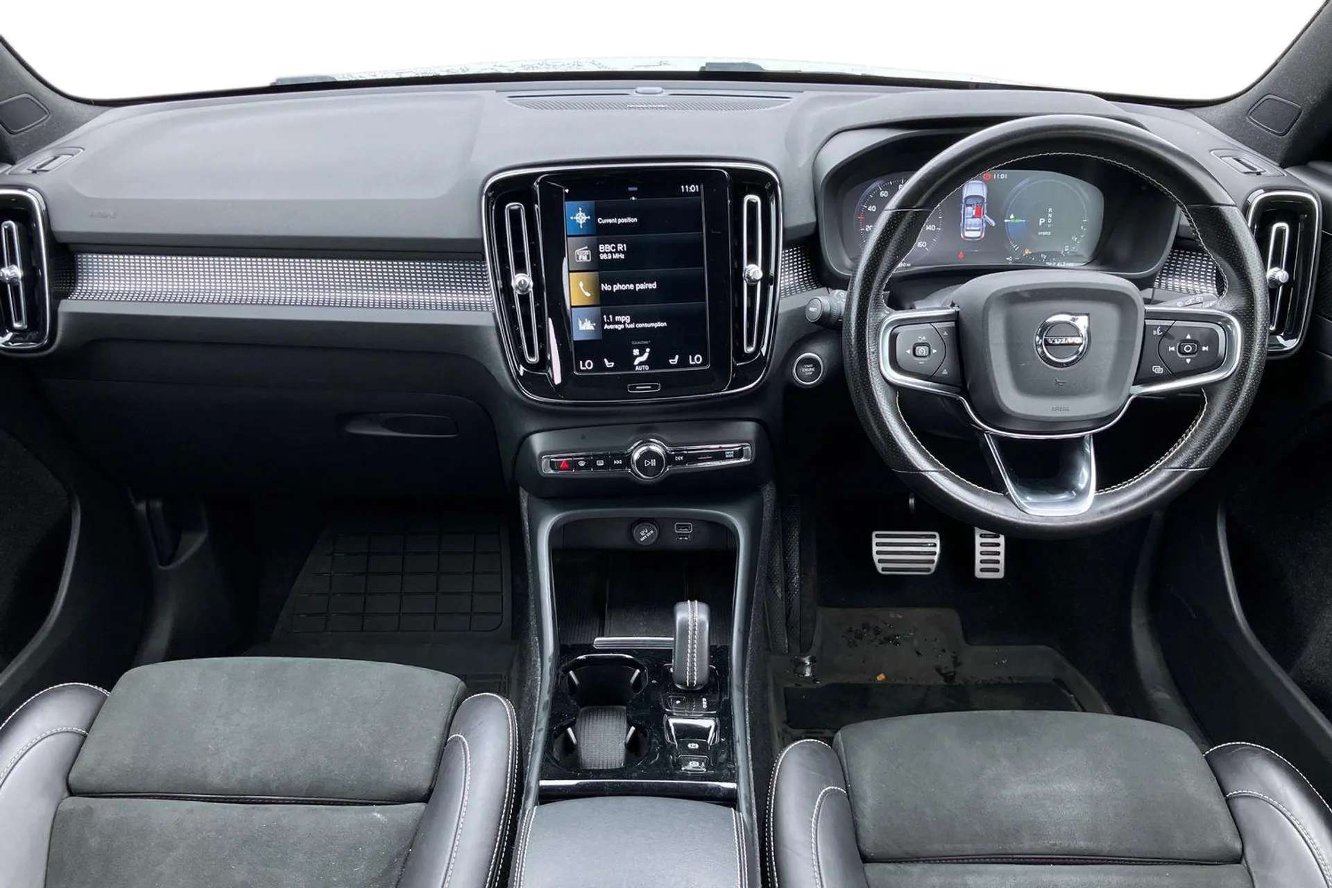 2021 VOLVO XC40 2021 VOLVO XC40