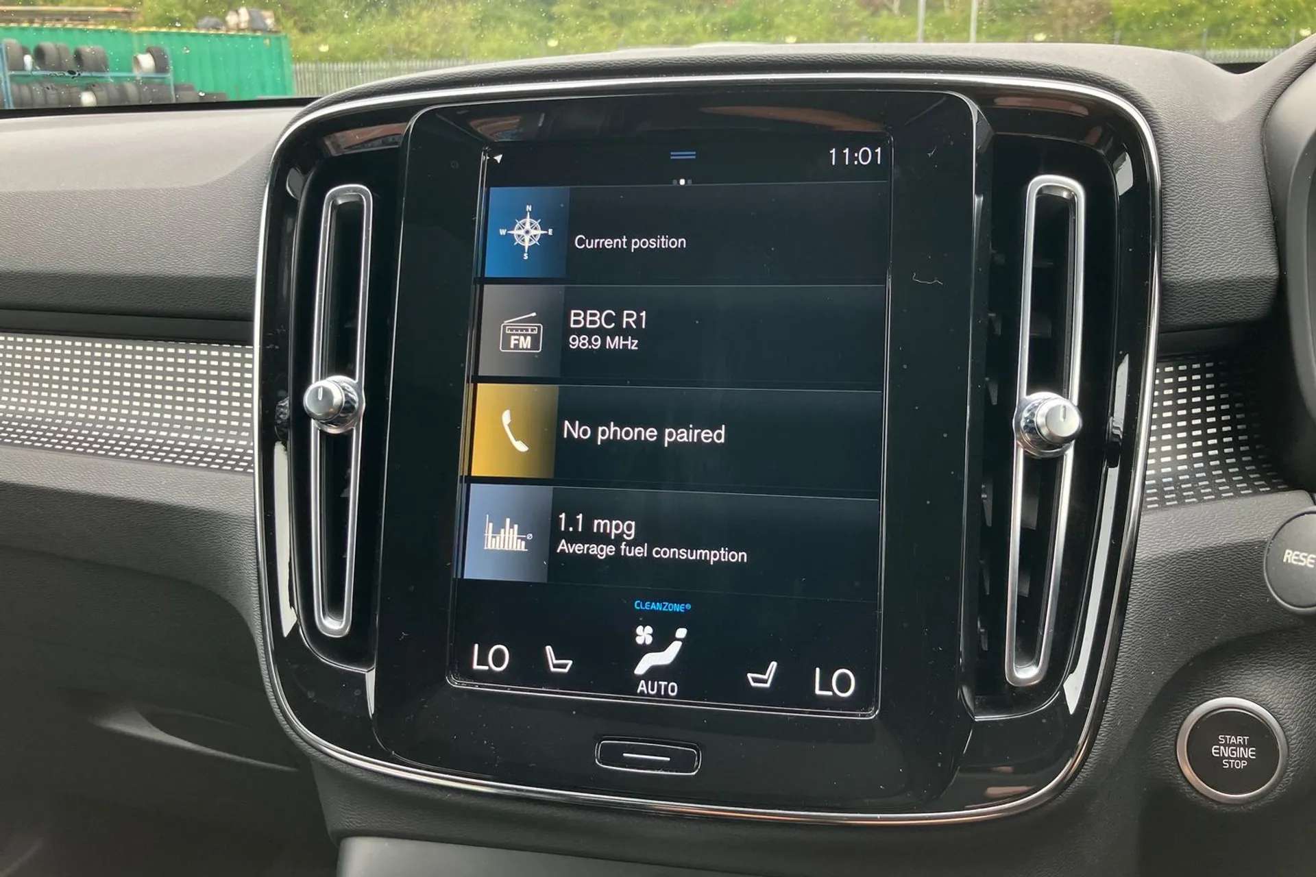 2021 VOLVO XC40 2021 VOLVO XC40