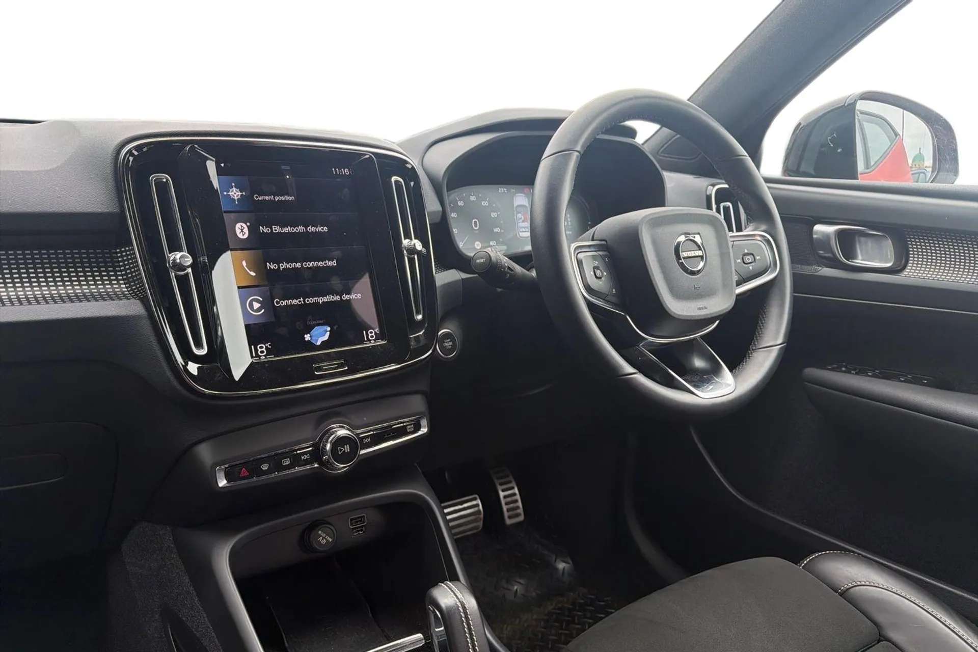2022 VOLVO XC40 2022 VOLVO XC40