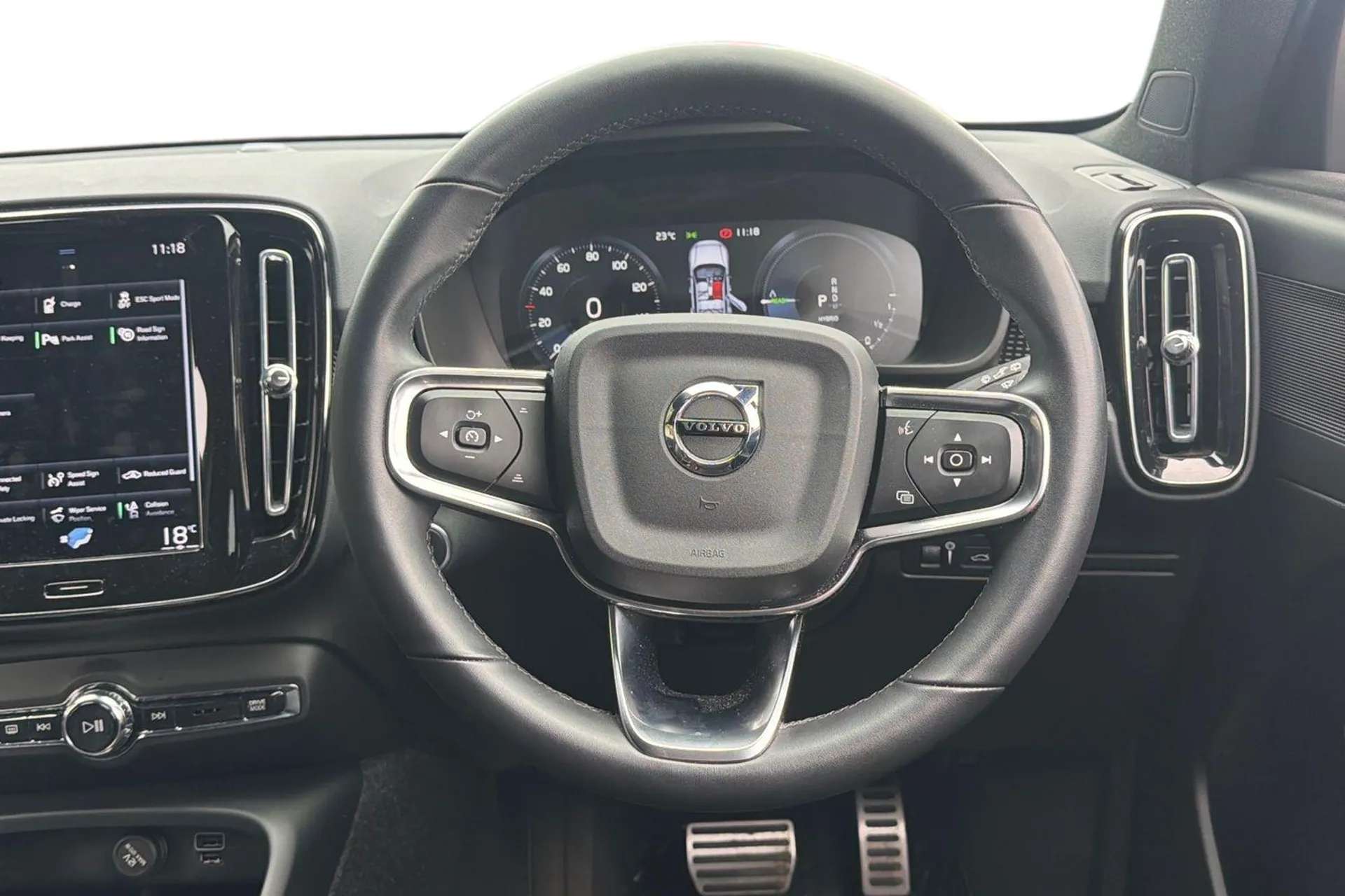 2022 VOLVO XC40 2022 VOLVO XC40
