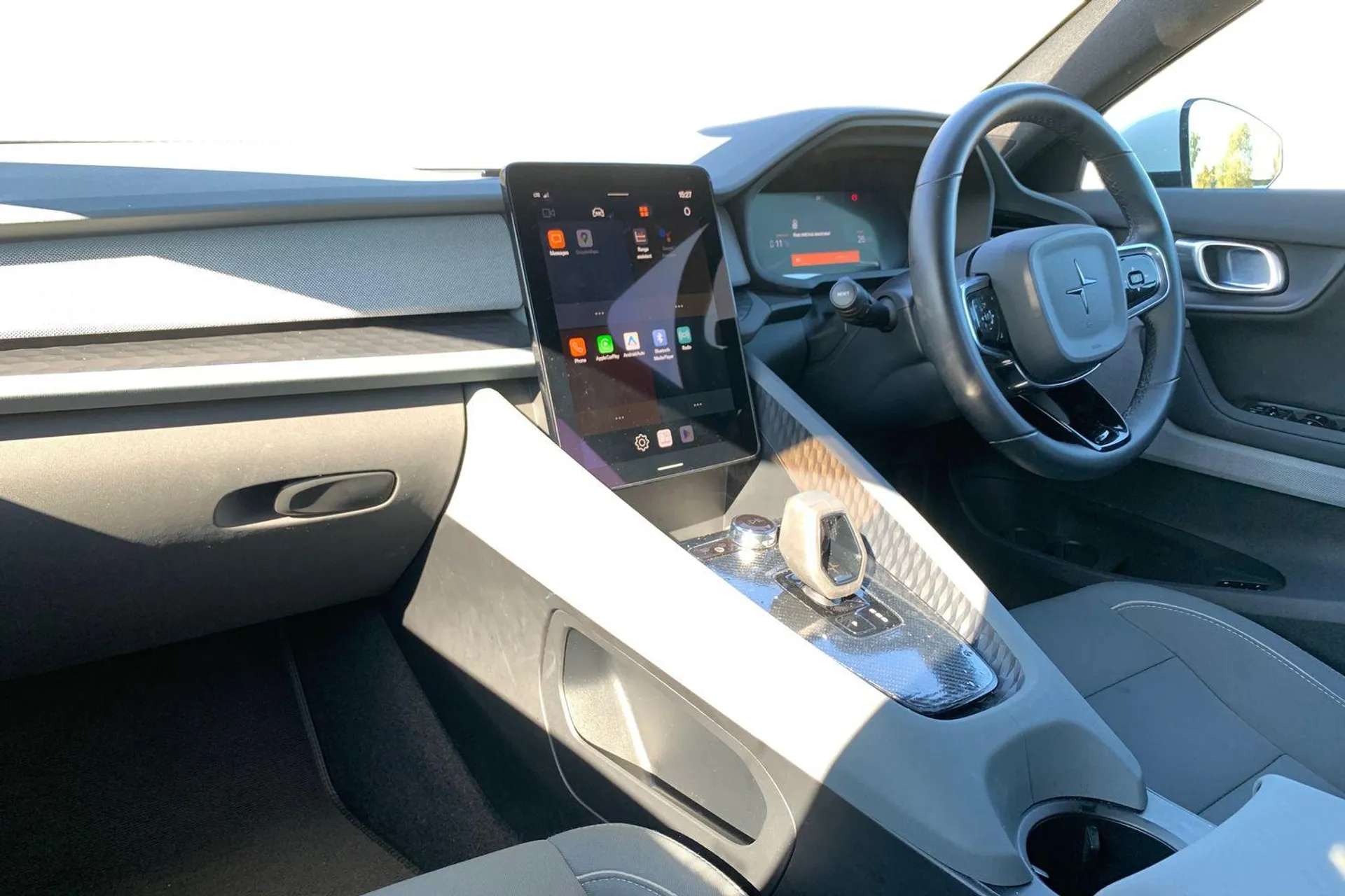 2023 POLESTAR 2 2023 POLESTAR 2