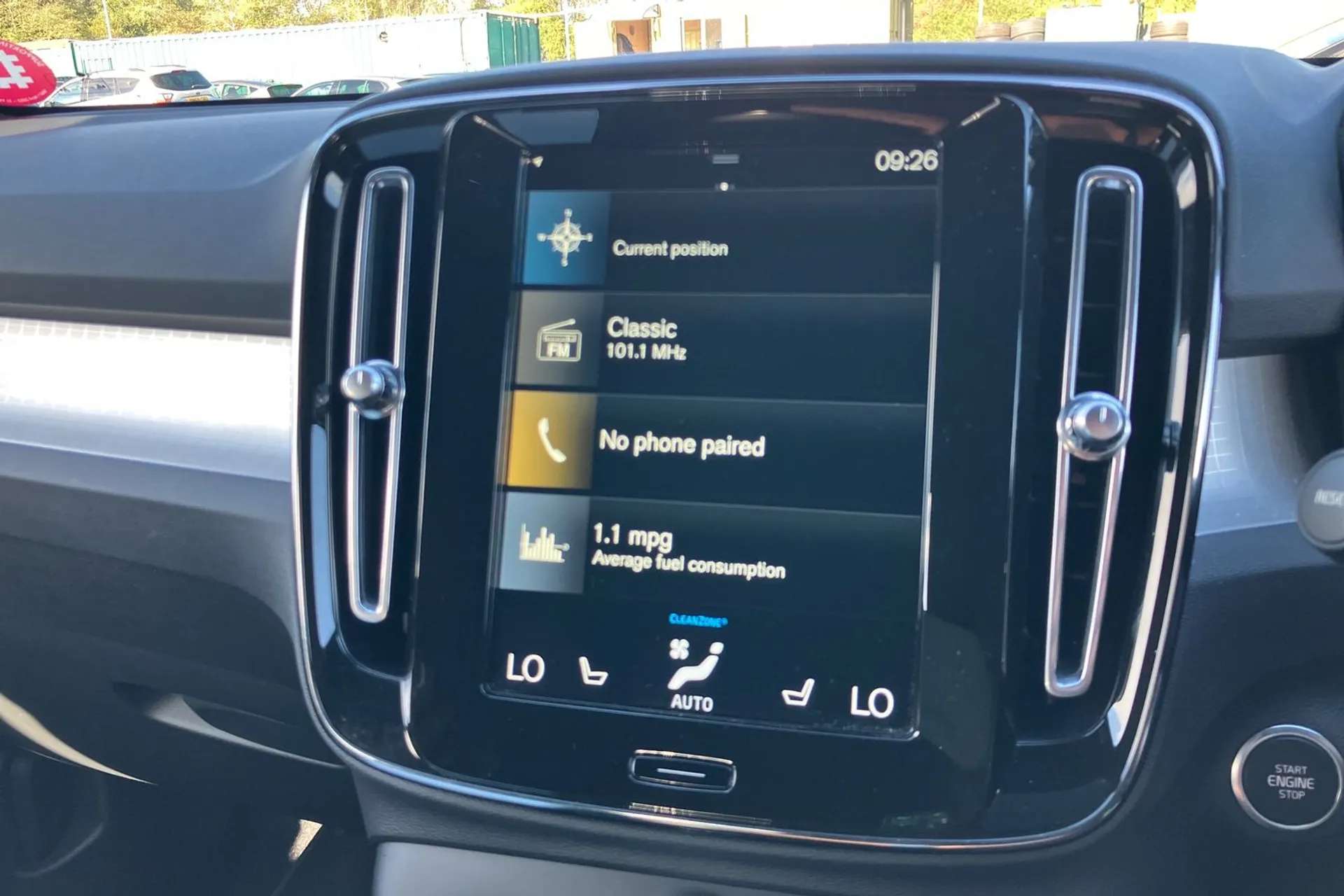 2020 VOLVO XC40 2020 VOLVO XC40