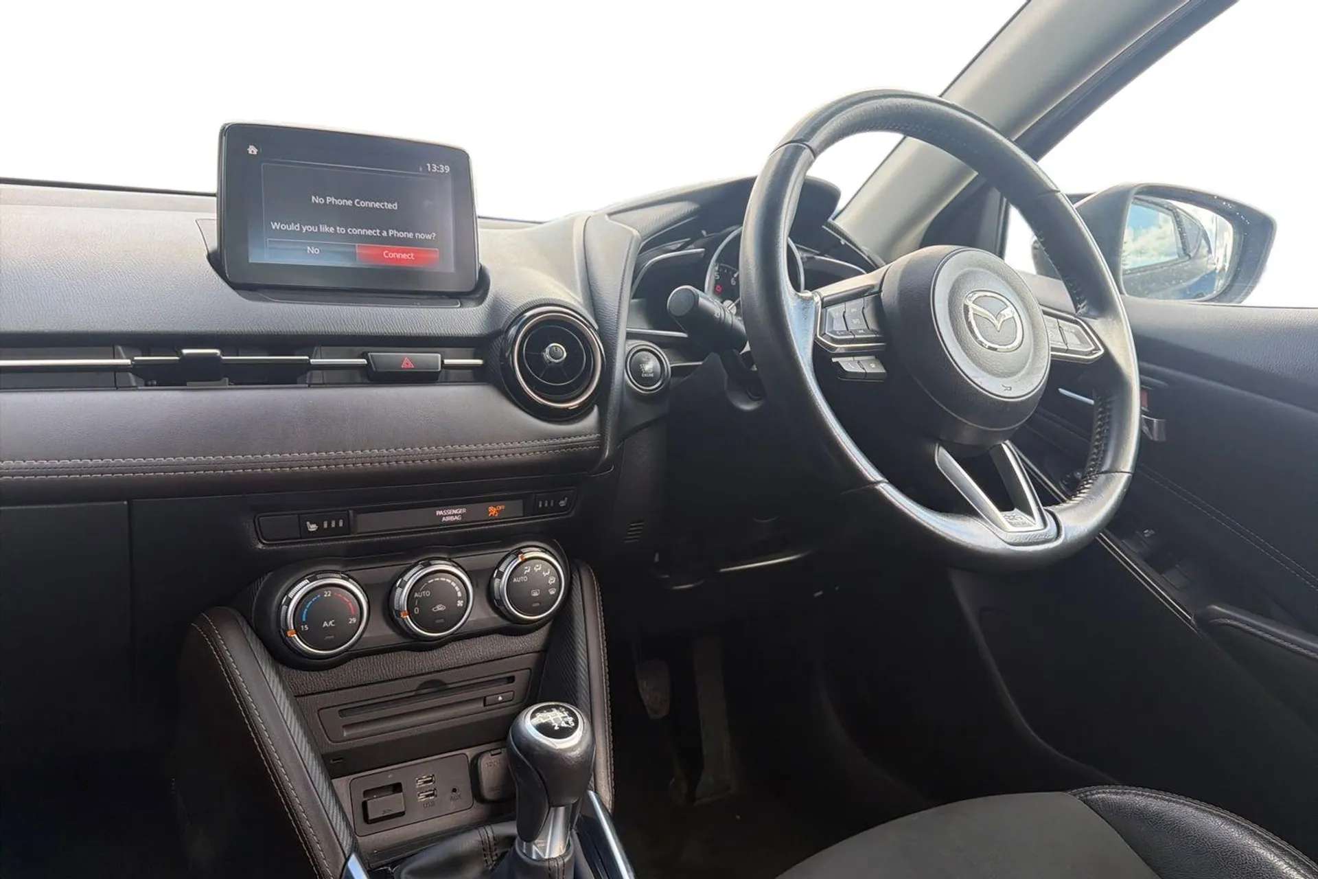 2017 MAZDA MAZDA2 2017 MAZDA MAZDA2