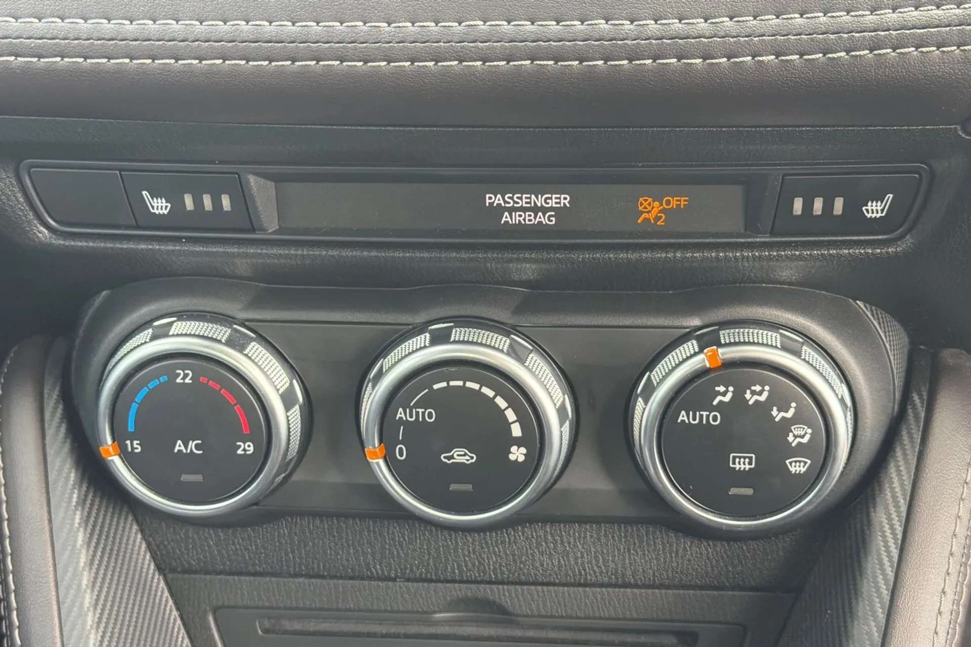 2017 MAZDA MAZDA2 2017 MAZDA MAZDA2
