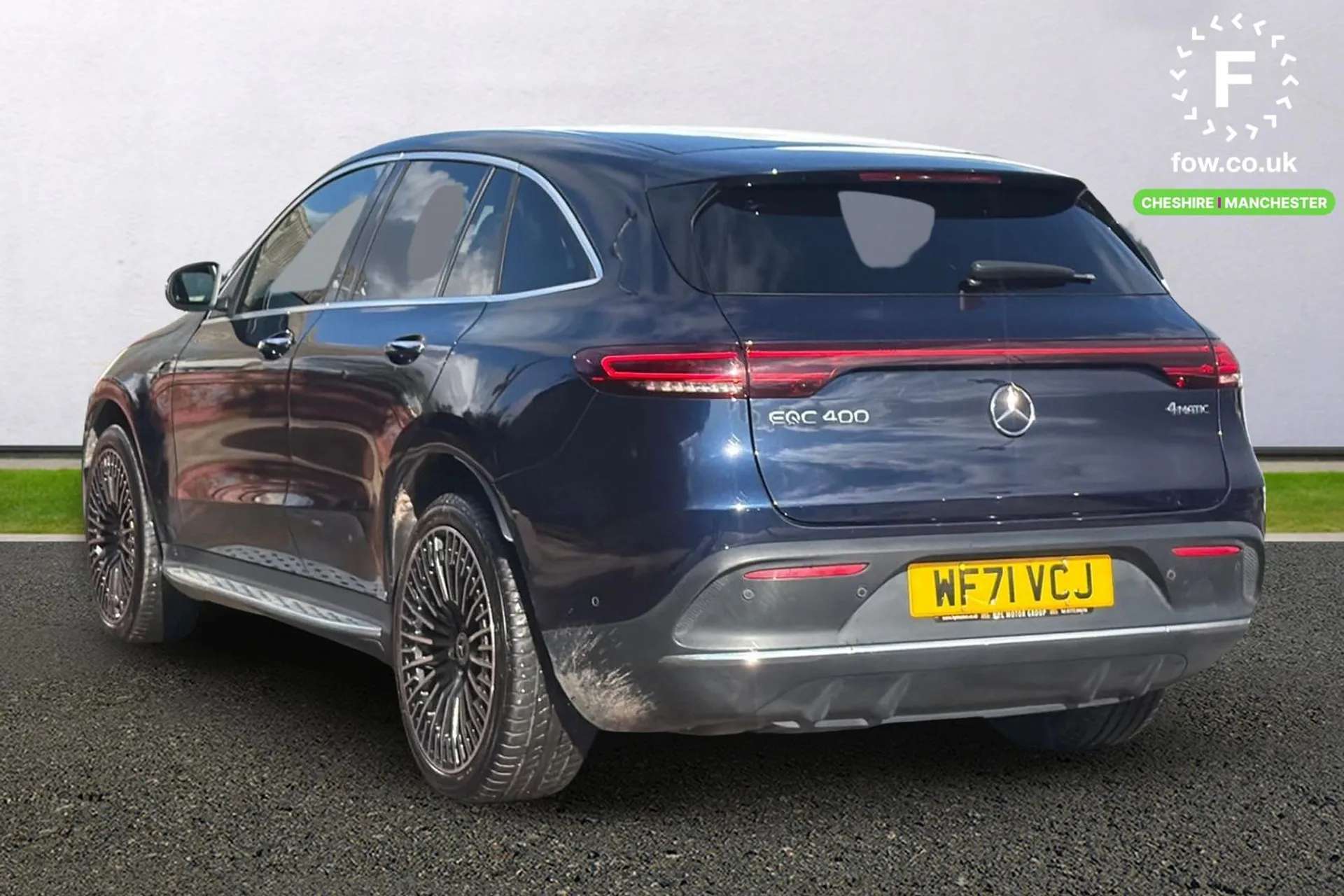 A 2021 MERCEDES-BENZ EQC EQC 400 300kW AMG Line Premium 80kWh 5dr Auto [Energizing package, Seat comfort pack, 21" AMG mutli spoke alloy wheels painted black with high sheen f A 2021 MERCEDES-BENZ EQC EQC 400 300kW AMG Line Premium 80kWh 5dr Auto [Energizing package, Seat comfort pack, 21" AMG mutli spoke alloy wheels painted black with high sheen f