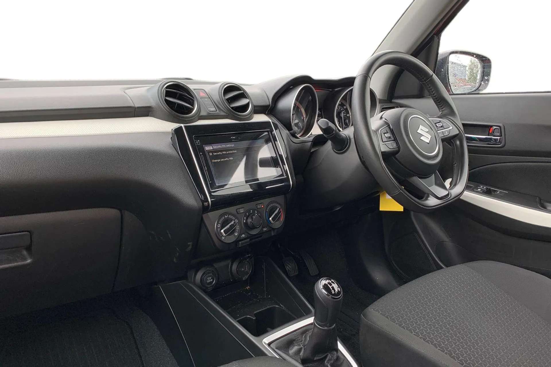 2024 SUZUKI SWIFT 2024 SUZUKI SWIFT