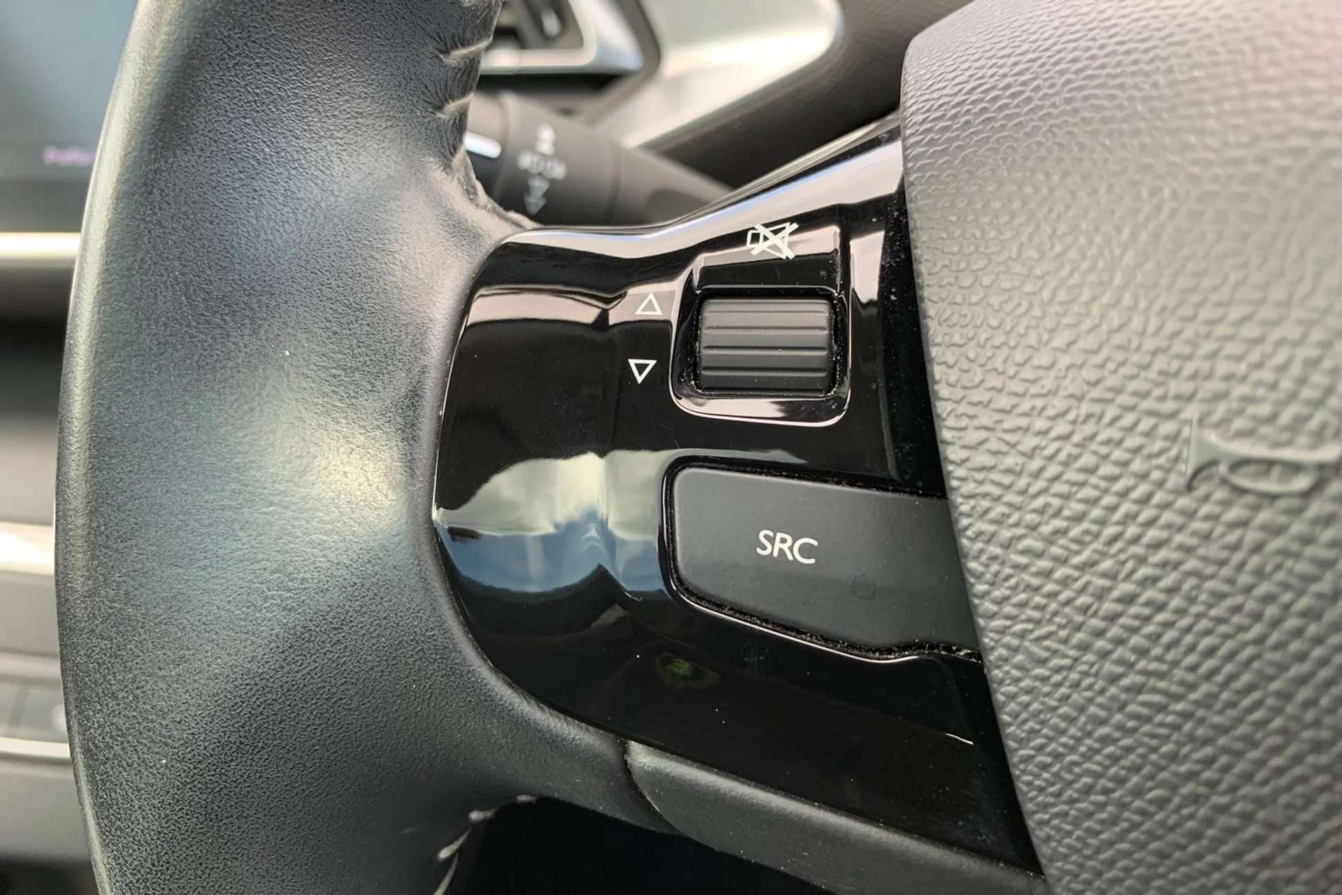 2021 PEUGEOT 308 2021 PEUGEOT 308