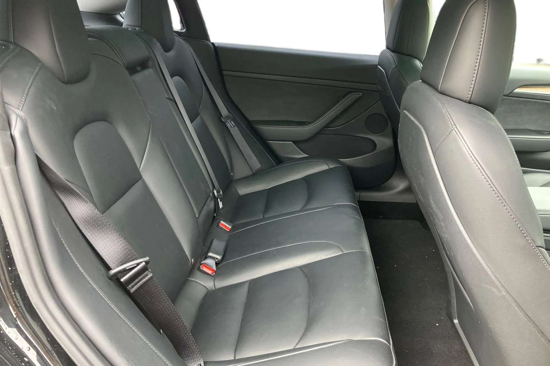 0 TESLA MODEL 3 0 TESLA MODEL 3