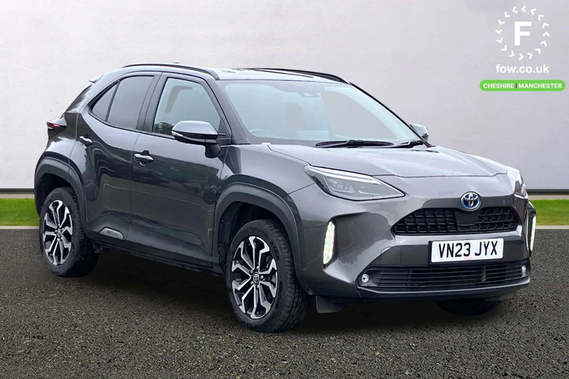 A 2023 TOYOTA YARIS CROSS 1.5 Hybrid Design 5dr CVT [8" Toyota touch 2 multimedia system with Smartphone integration, Pre-collision system enhanced with emergency steering assi A 2023 TOYOTA YARIS CROSS 1.5 Hybrid Design 5dr CVT [8" Toyota touch 2 multimedia system with Smartphone integration, Pre-collision system enhanced with emergency steering assi