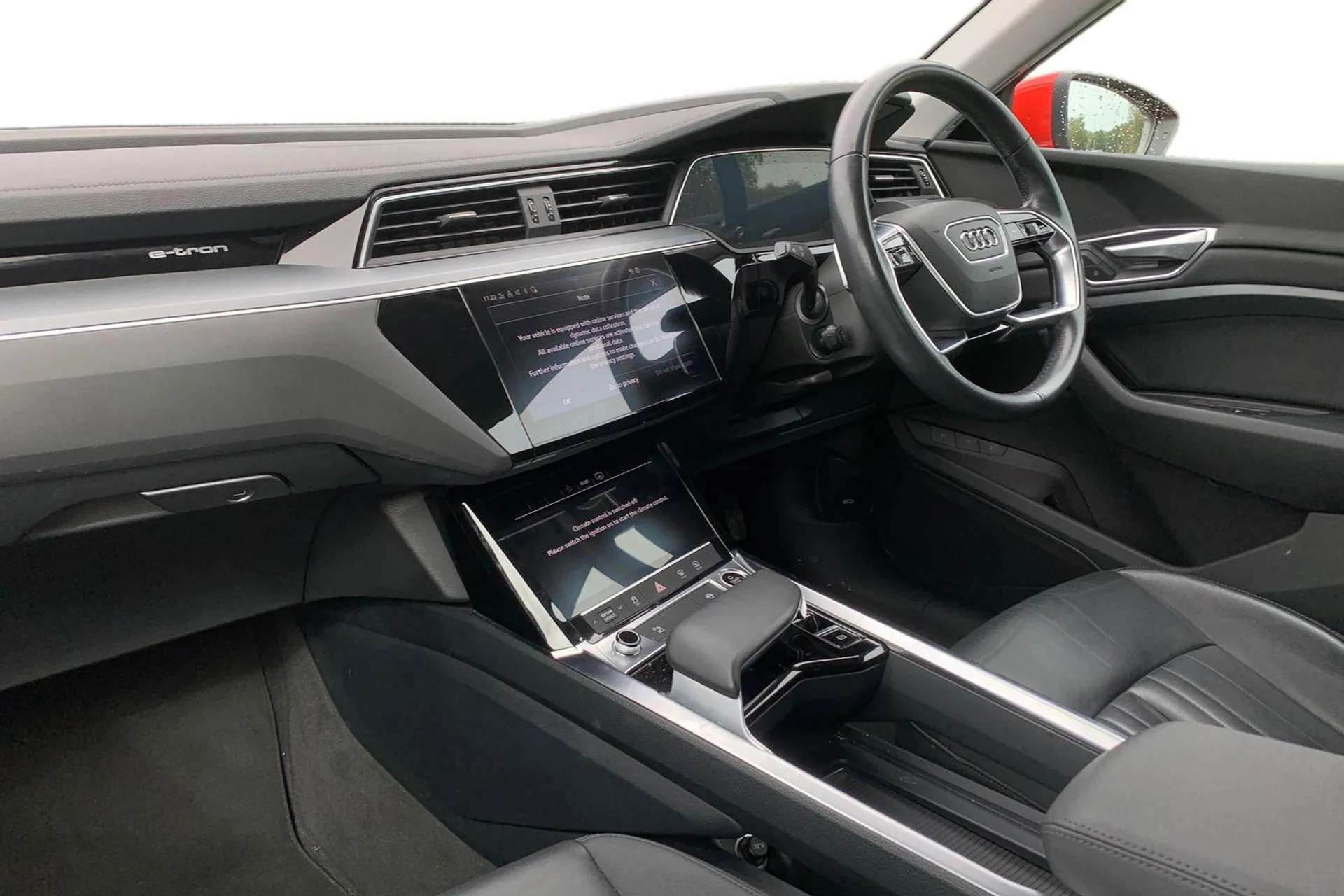 2021 AUDI E-TRON 2021 AUDI E-TRON