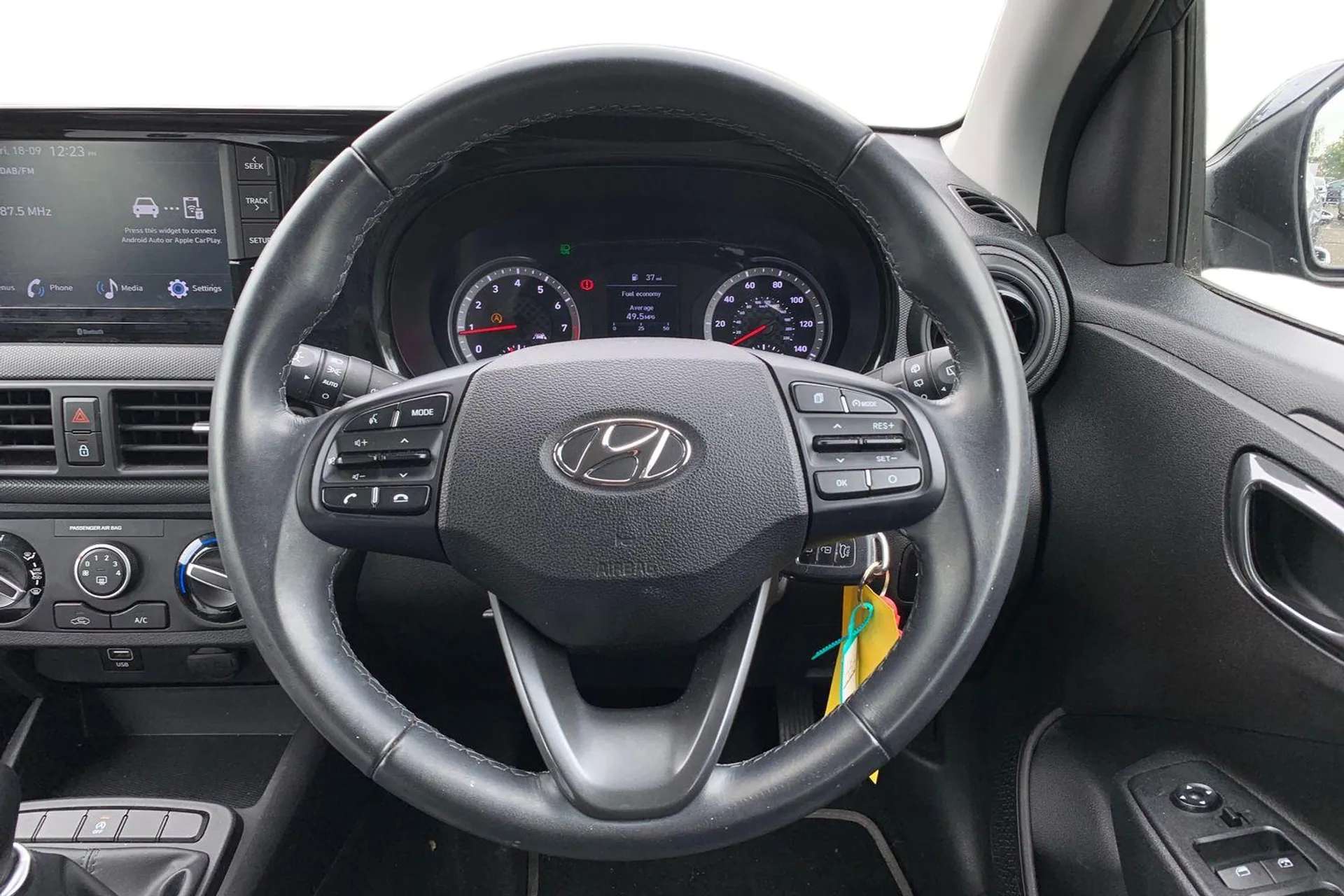 2023 HYUNDAI I10 2023 HYUNDAI I10