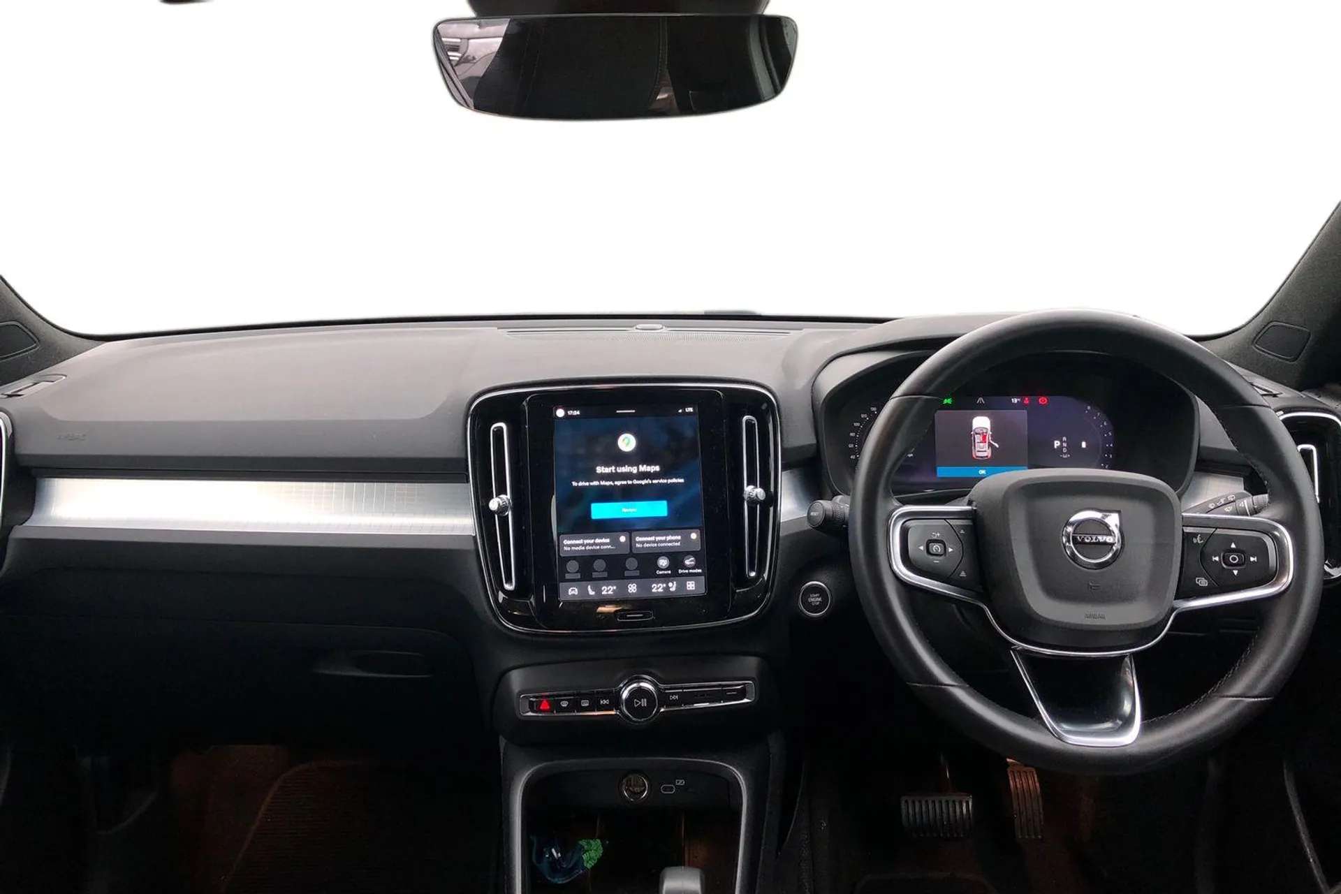 2023 VOLVO XC40 2023 VOLVO XC40