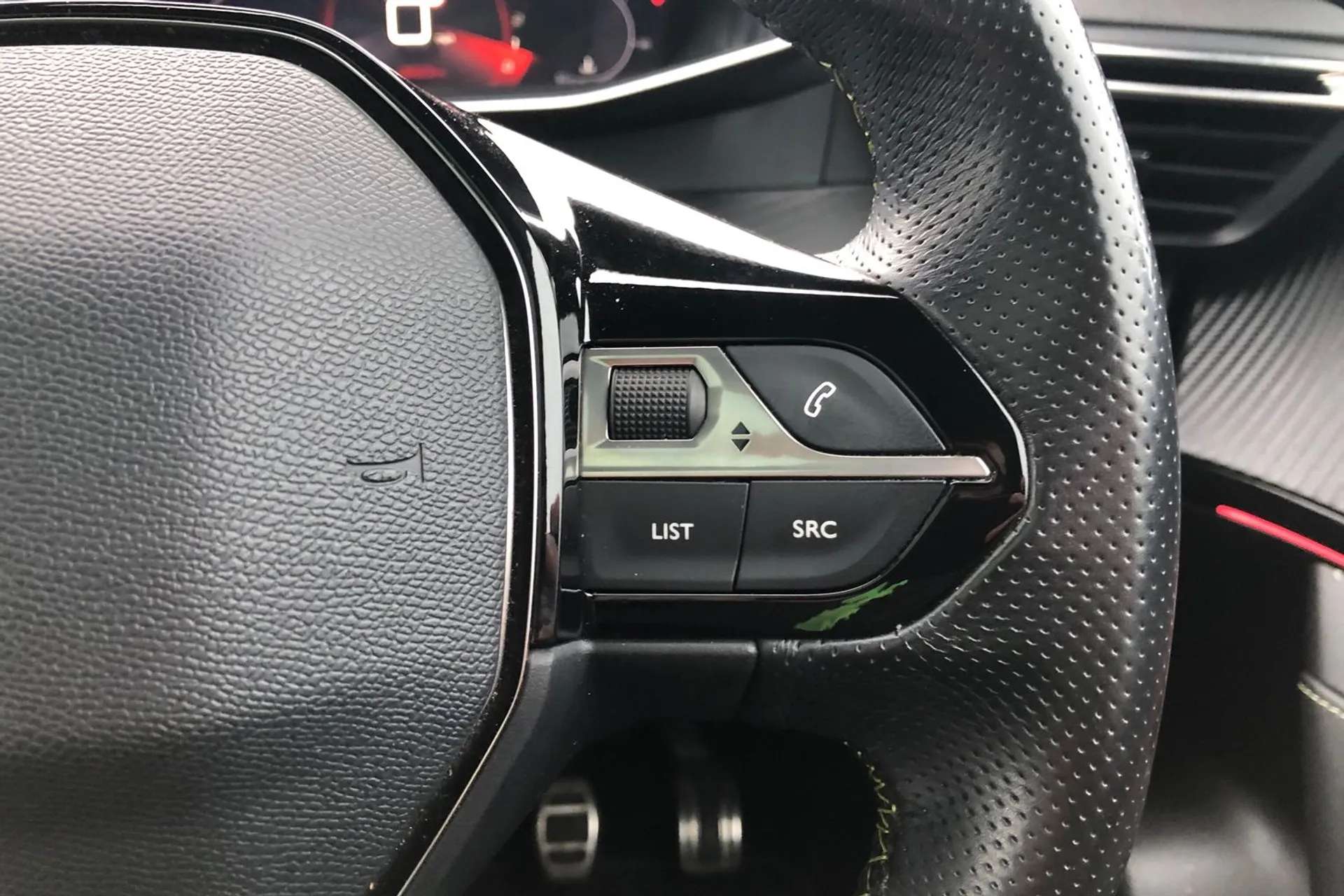 2020 PEUGEOT 2008 2020 PEUGEOT 2008