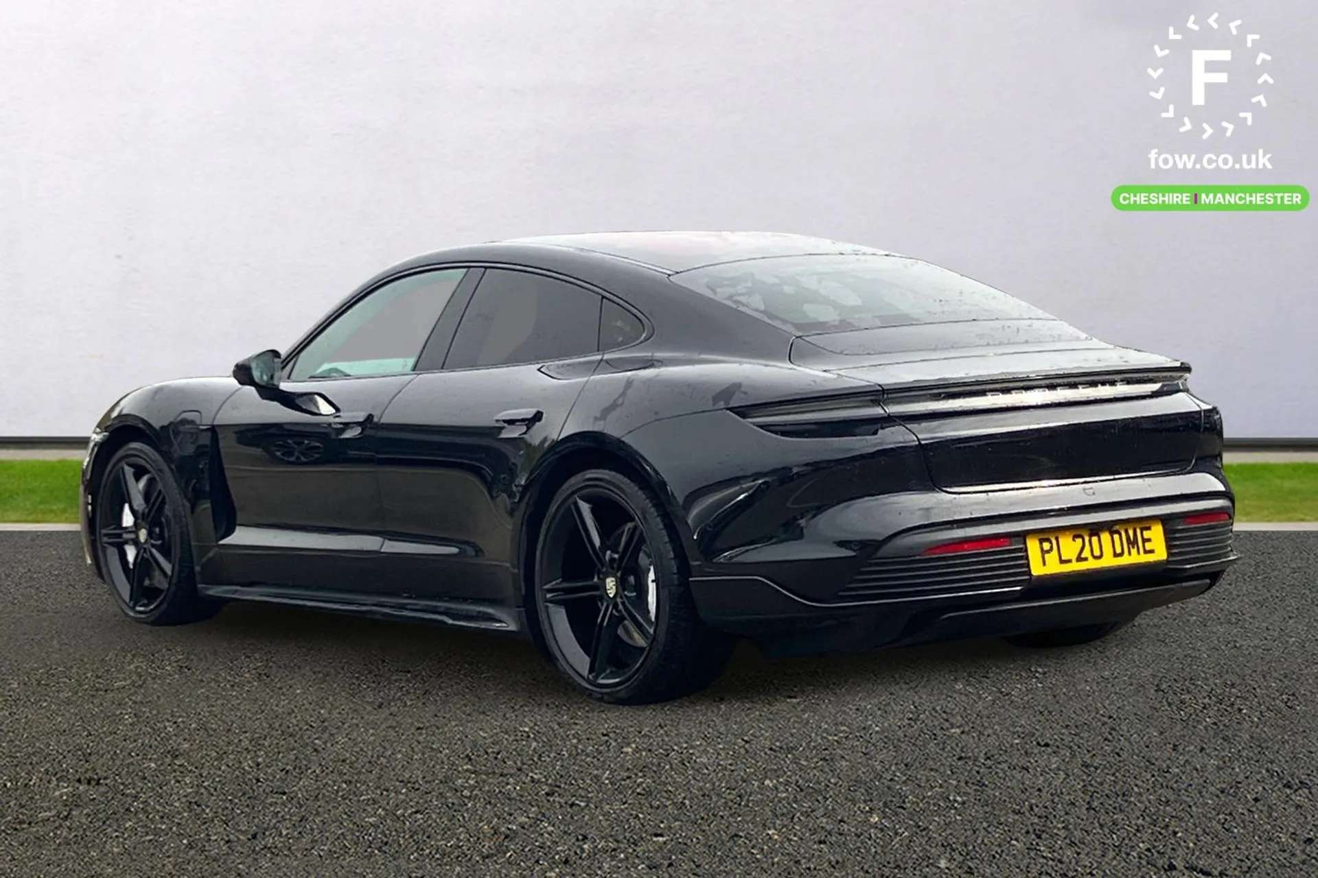 2020 PORSCHE TAYCAN 2020 PORSCHE TAYCAN