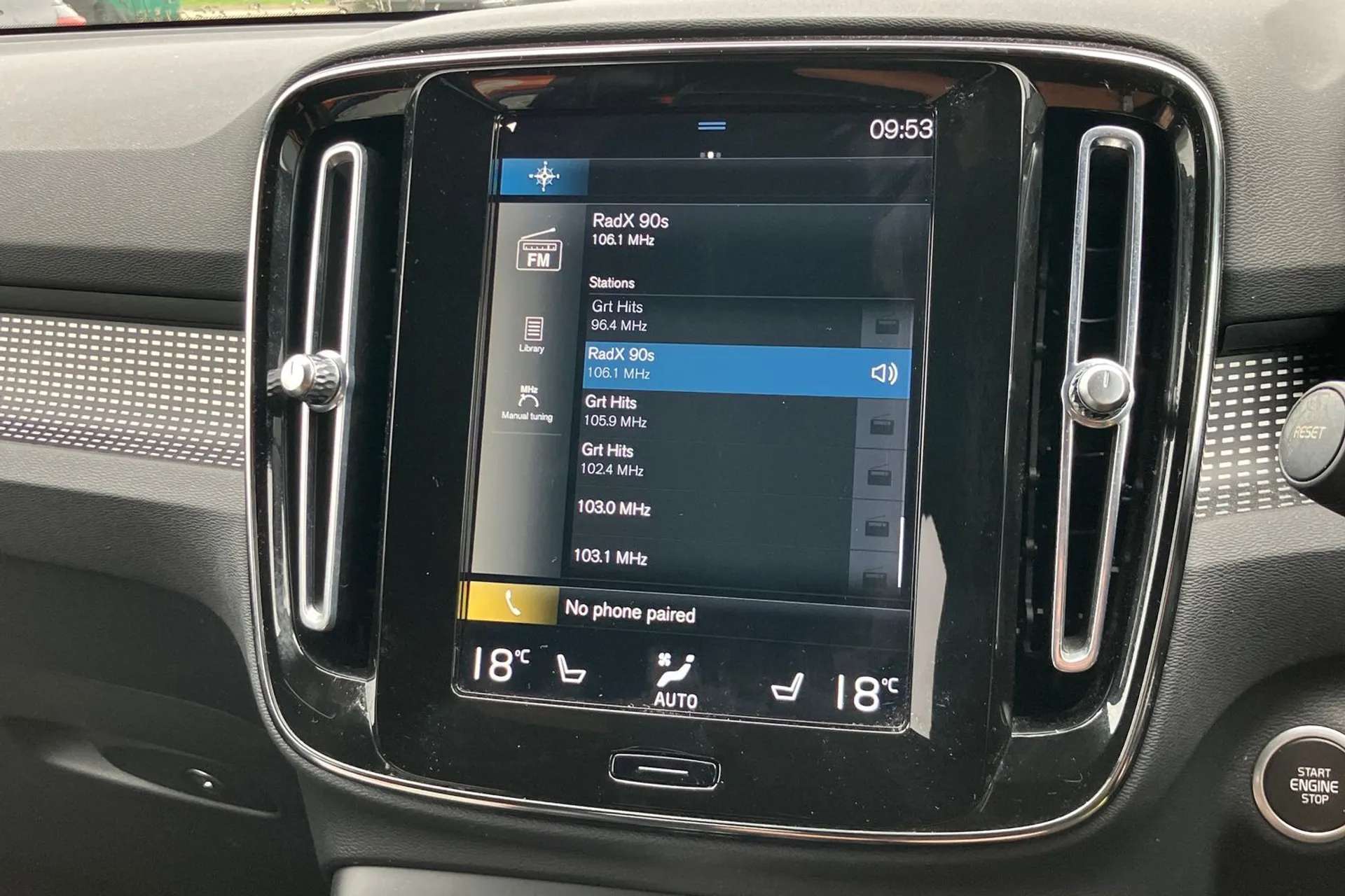 2020 VOLVO XC40 2020 VOLVO XC40