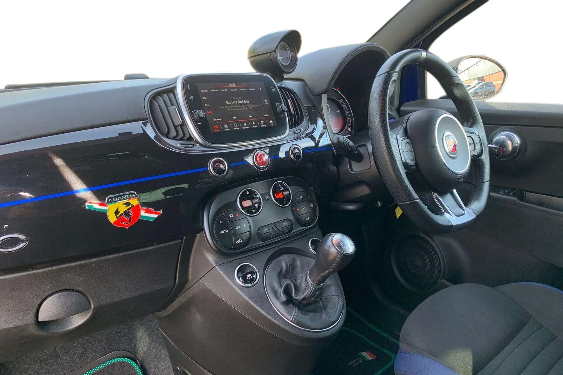 2021 ABARTH 595 2021 ABARTH 595