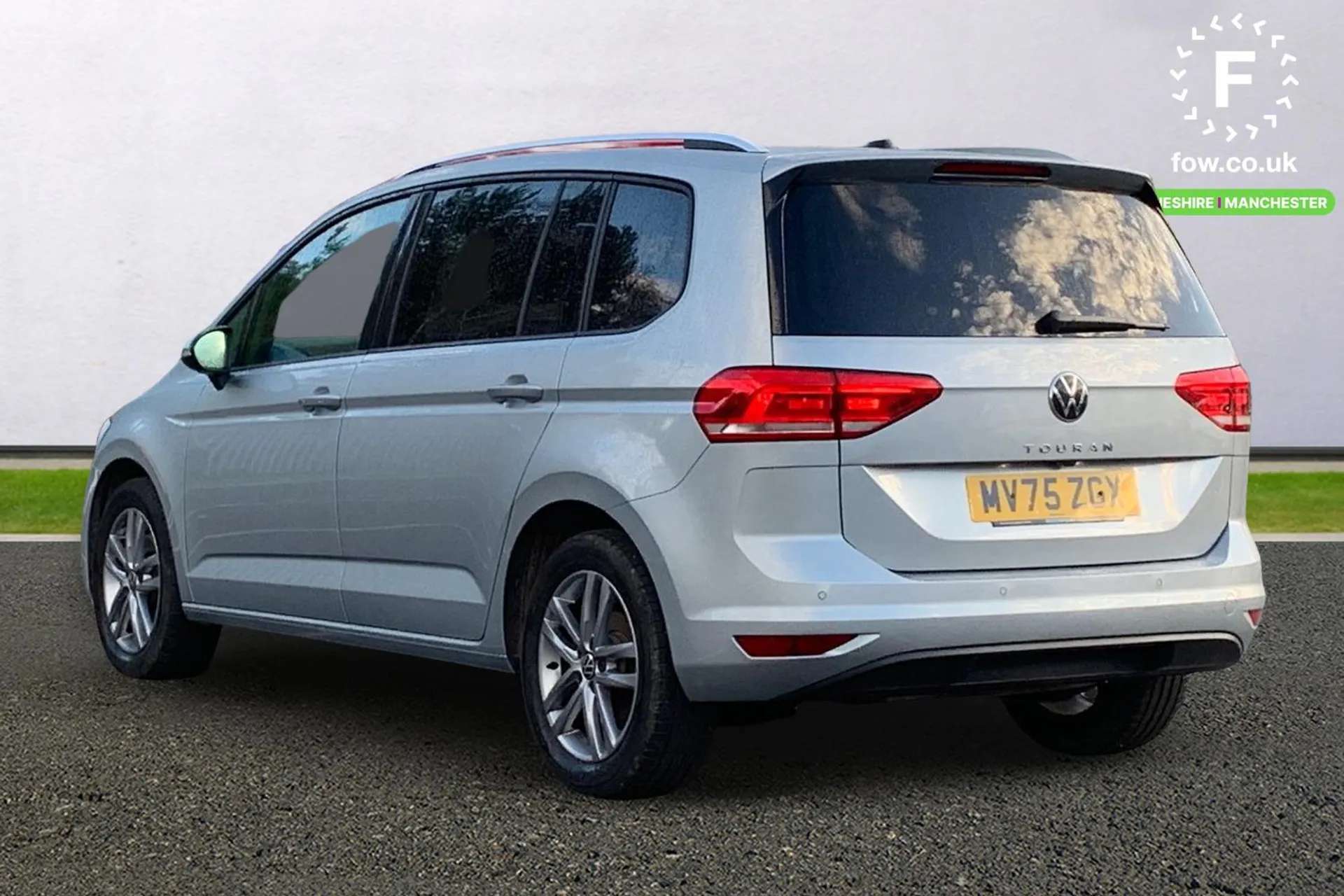 2025 VOLKSWAGEN TOURAN 2025 VOLKSWAGEN TOURAN