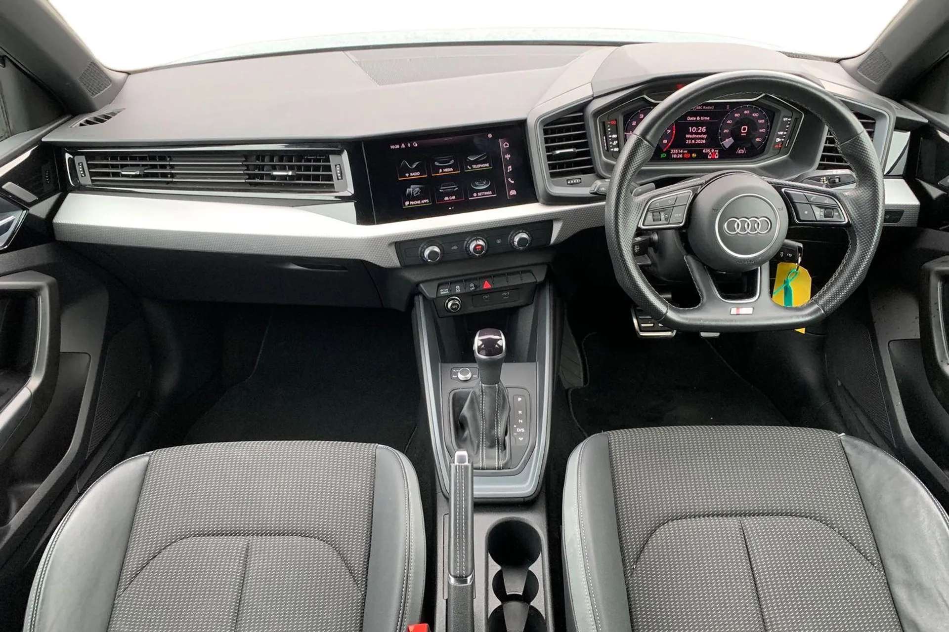 2021 AUDI A1 2021 AUDI A1