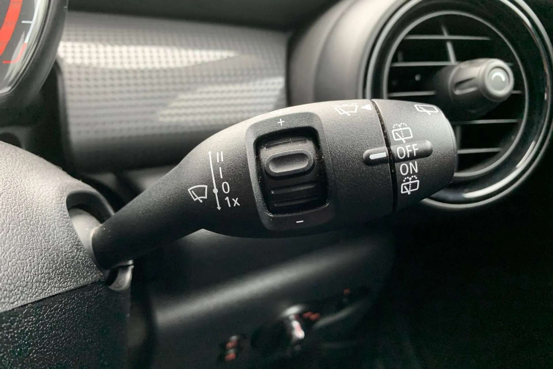 2018 MINI HATCH 2018 MINI HATCH