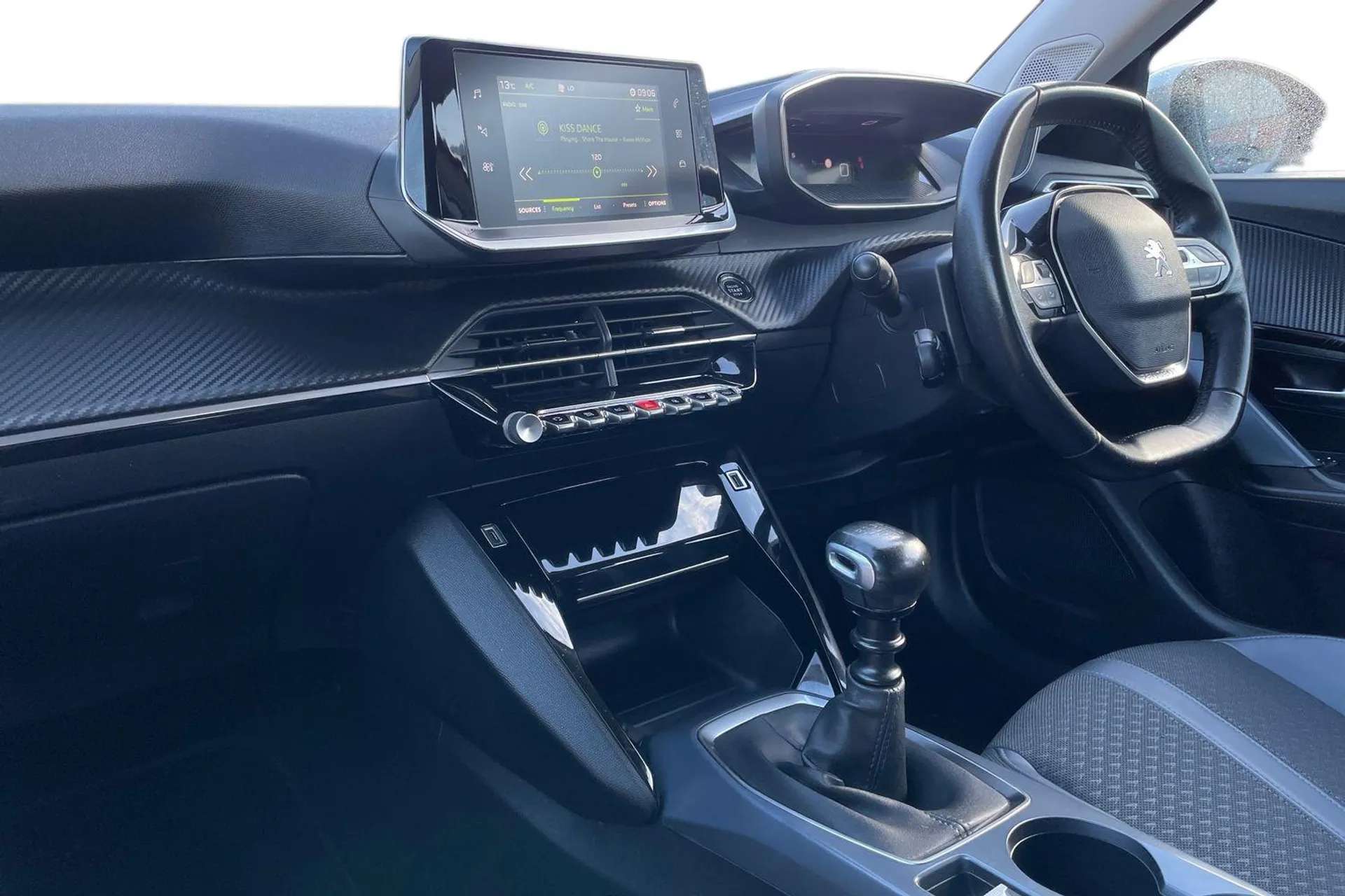 2020 PEUGEOT 2008 2020 PEUGEOT 2008