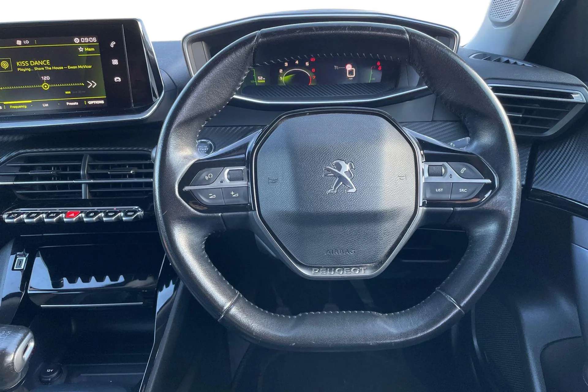 2020 PEUGEOT 2008 2020 PEUGEOT 2008