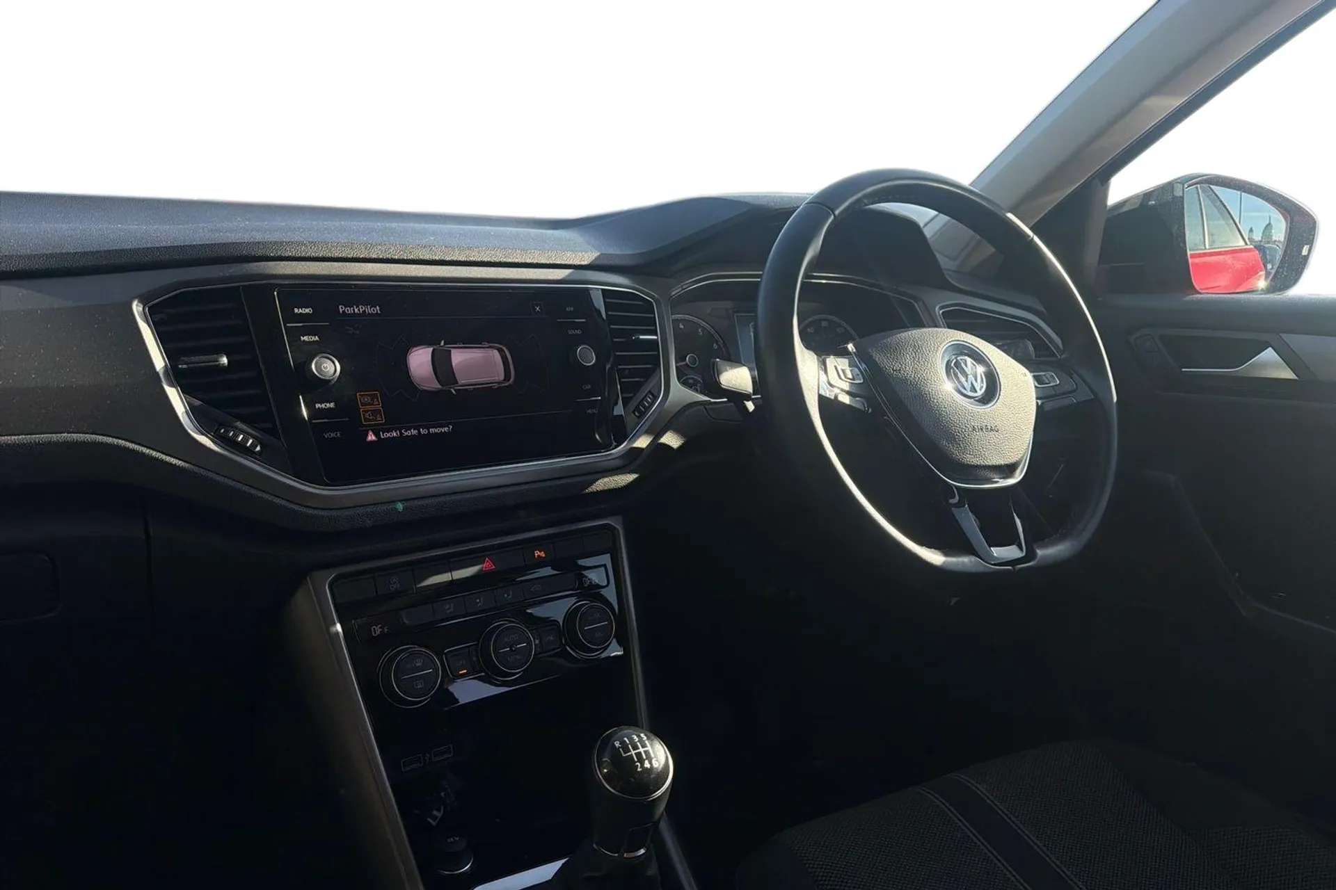 2020 VOLKSWAGEN T-ROC 2020 VOLKSWAGEN T-ROC