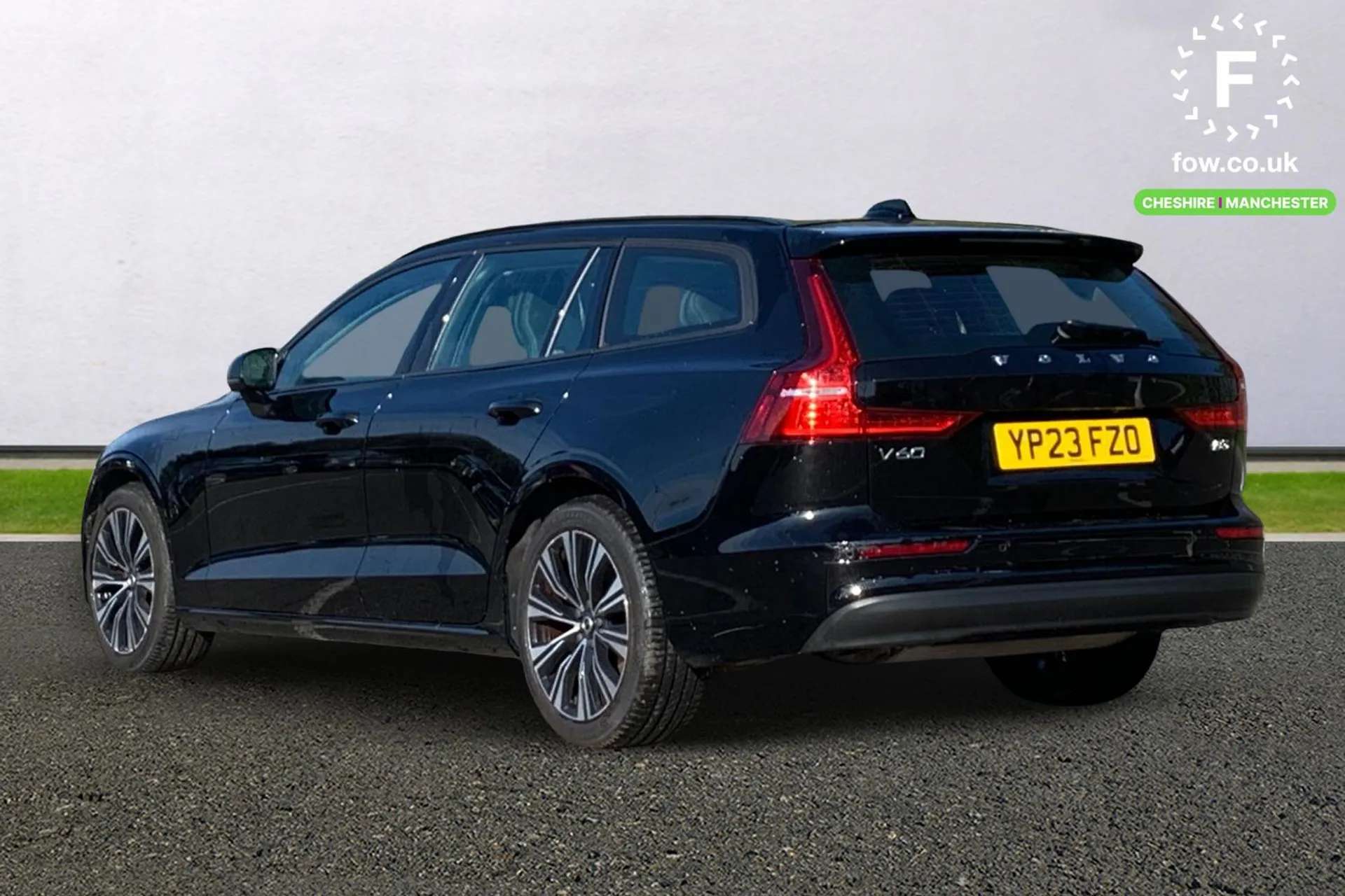 2023 VOLVO V60 2023 VOLVO V60