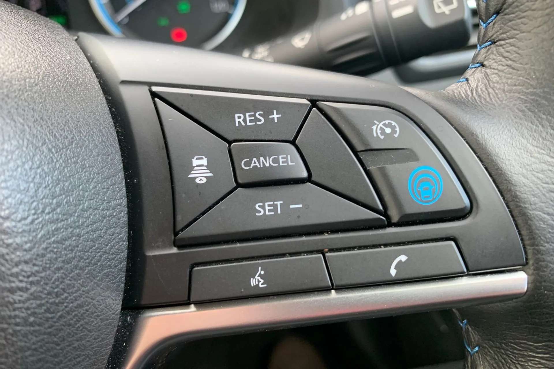 2024 NISSAN LEAF 2024 NISSAN LEAF
