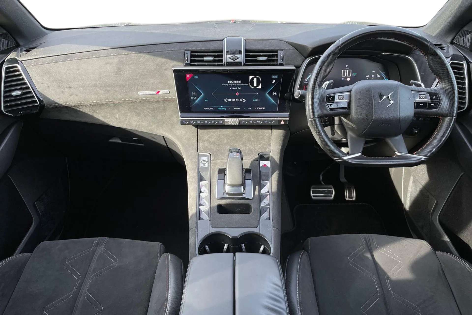 2020 DS DS7 CROSSBACK 2020 DS DS7 CROSSBACK