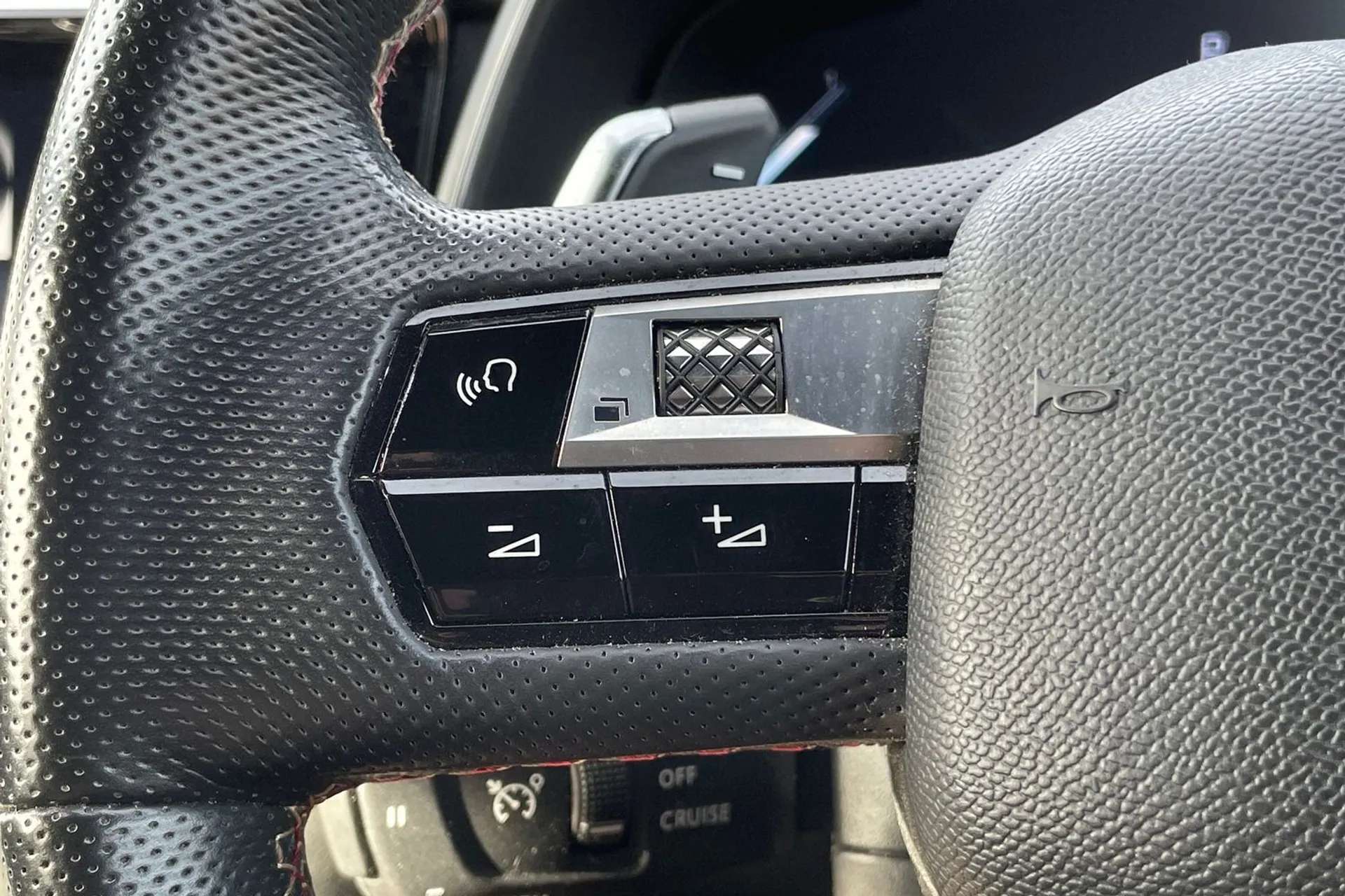 2020 DS DS7 CROSSBACK 2020 DS DS7 CROSSBACK