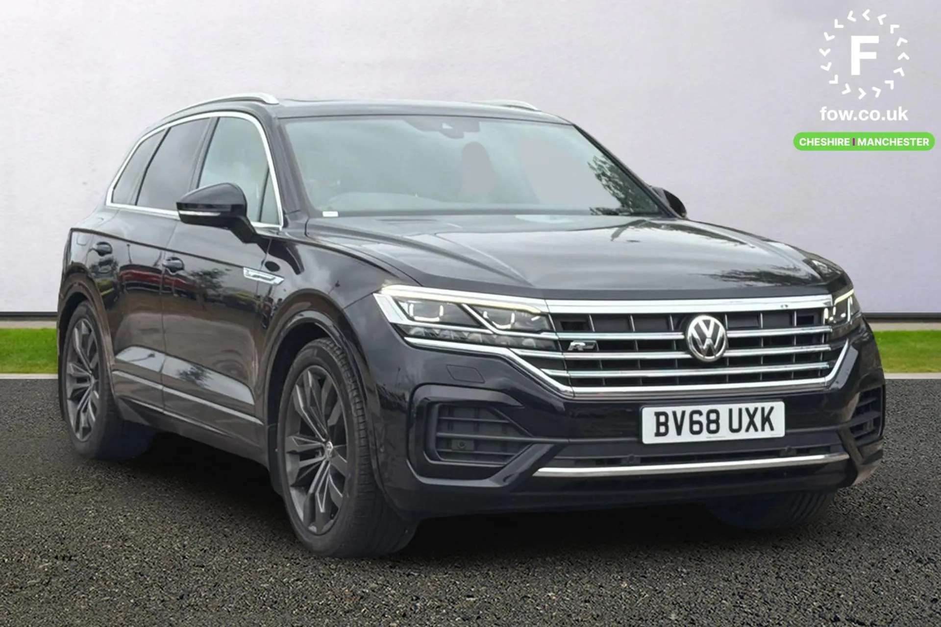 A 2018 VOLKSWAGEN TOUAREG 3.0 V6 TDI 4Motion R-Line Tech 5dr Tip Auto [ Park assist with rear view camera , Wireless Smartphone charger , Bluetooth hands free telephone connect A 2018 VOLKSWAGEN TOUAREG 3.0 V6 TDI 4Motion R-Line Tech 5dr Tip Auto [ Park assist with rear view camera , Wireless Smartphone charger , Bluetooth hands free telephone connect
