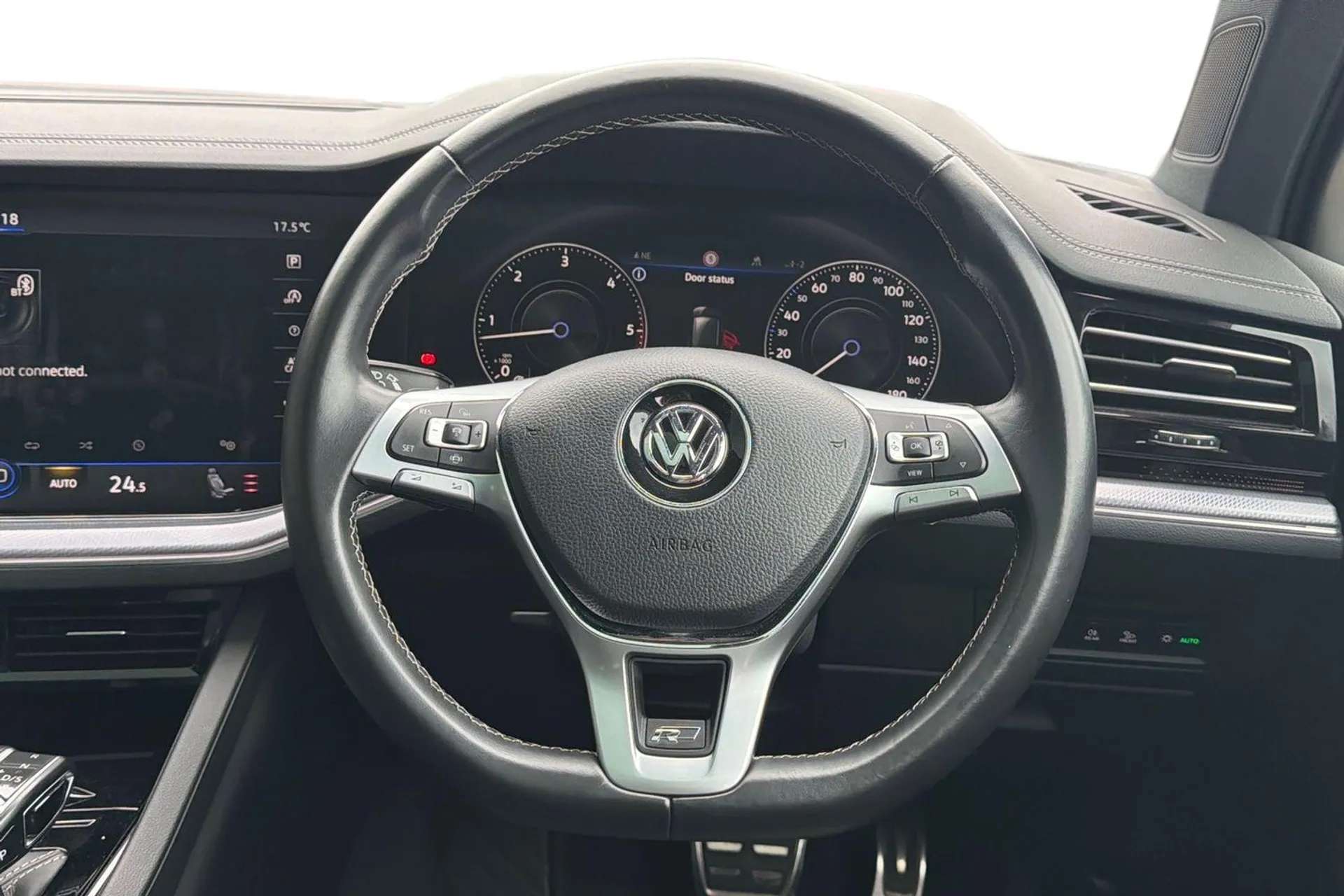 2018 VOLKSWAGEN TOUAREG 2018 VOLKSWAGEN TOUAREG