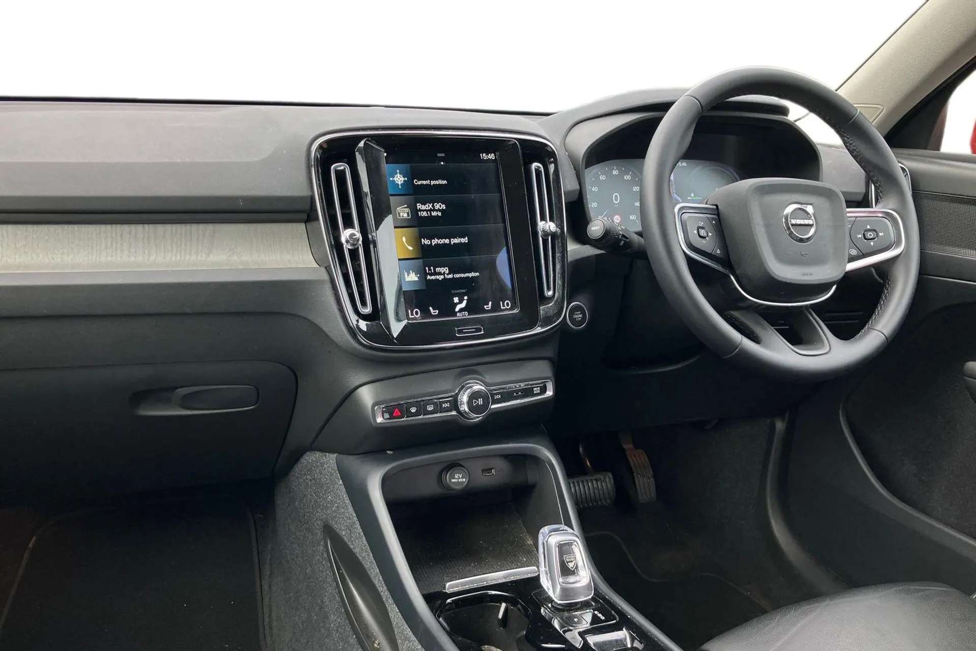 A 2021 VOLVO XC40 1.5 T5 Recharge PHEV Inscription Pro 5dr Auto [Power Operated Tailgate, Lane Keep Assist, Bluetooth, Dynamic Chassis, LED Headlights, Park Assist Pack A 2021 VOLVO XC40 1.5 T5 Recharge PHEV Inscription Pro 5dr Auto [Power Operated Tailgate, Lane Keep Assist, Bluetooth, Dynamic Chassis, LED Headlights, Park Assist Pack