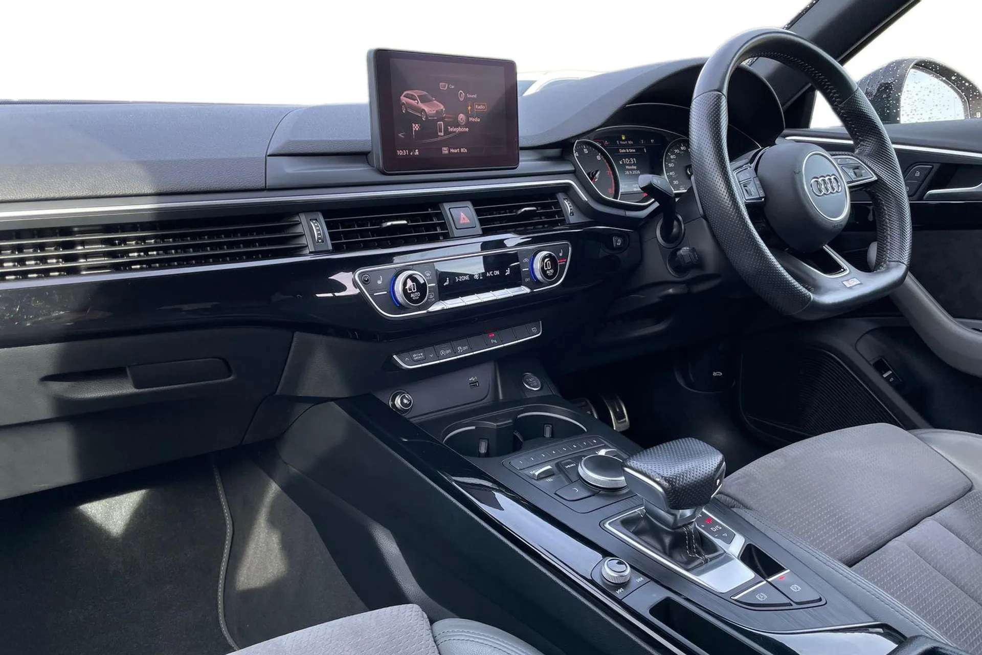 2019 AUDI A4 2019 AUDI A4