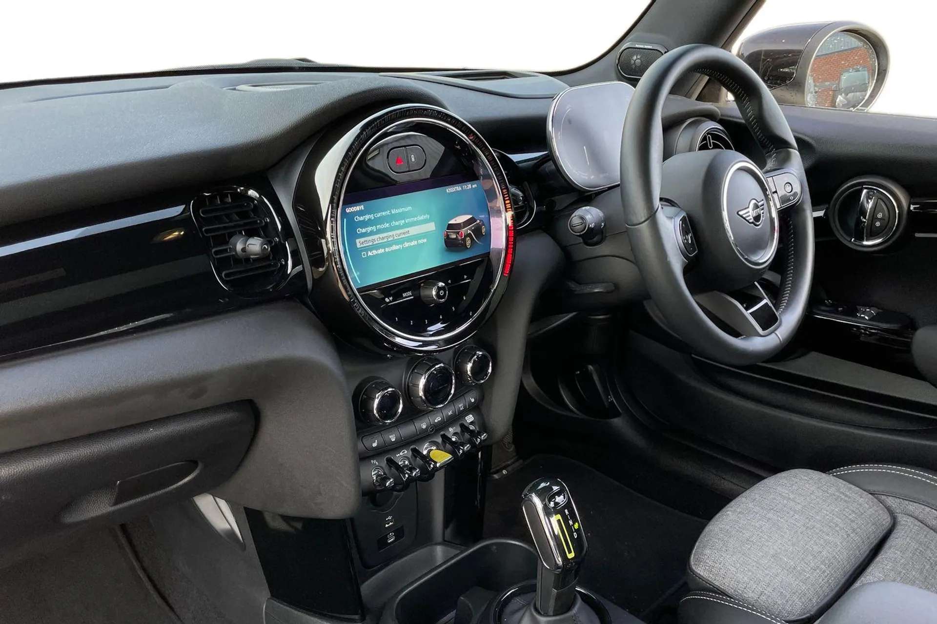 A 2023 MINI HATCH 135kW Cooper S Level 3 33kWh 3dr Auto [Mini Yours Lounge Leather, 17" Electric Spoke Alloys, Park assist system, Harman Kardon sound system, Compatibl A 2023 MINI HATCH 135kW Cooper S Level 3 33kWh 3dr Auto [Mini Yours Lounge Leather, 17" Electric Spoke Alloys, Park assist system, Harman Kardon sound system, Compatibl