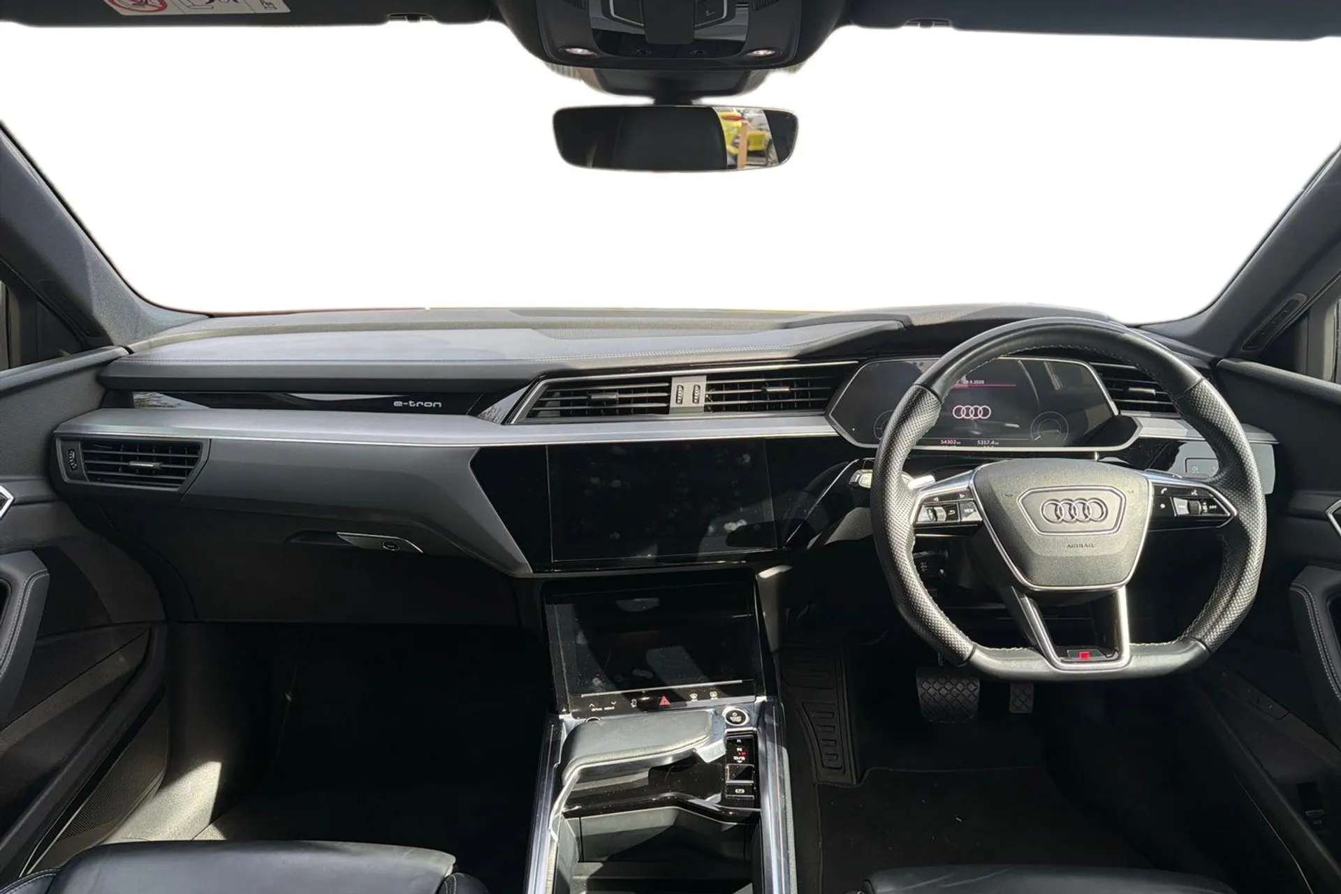 2021 AUDI E-TRON 2021 AUDI E-TRON