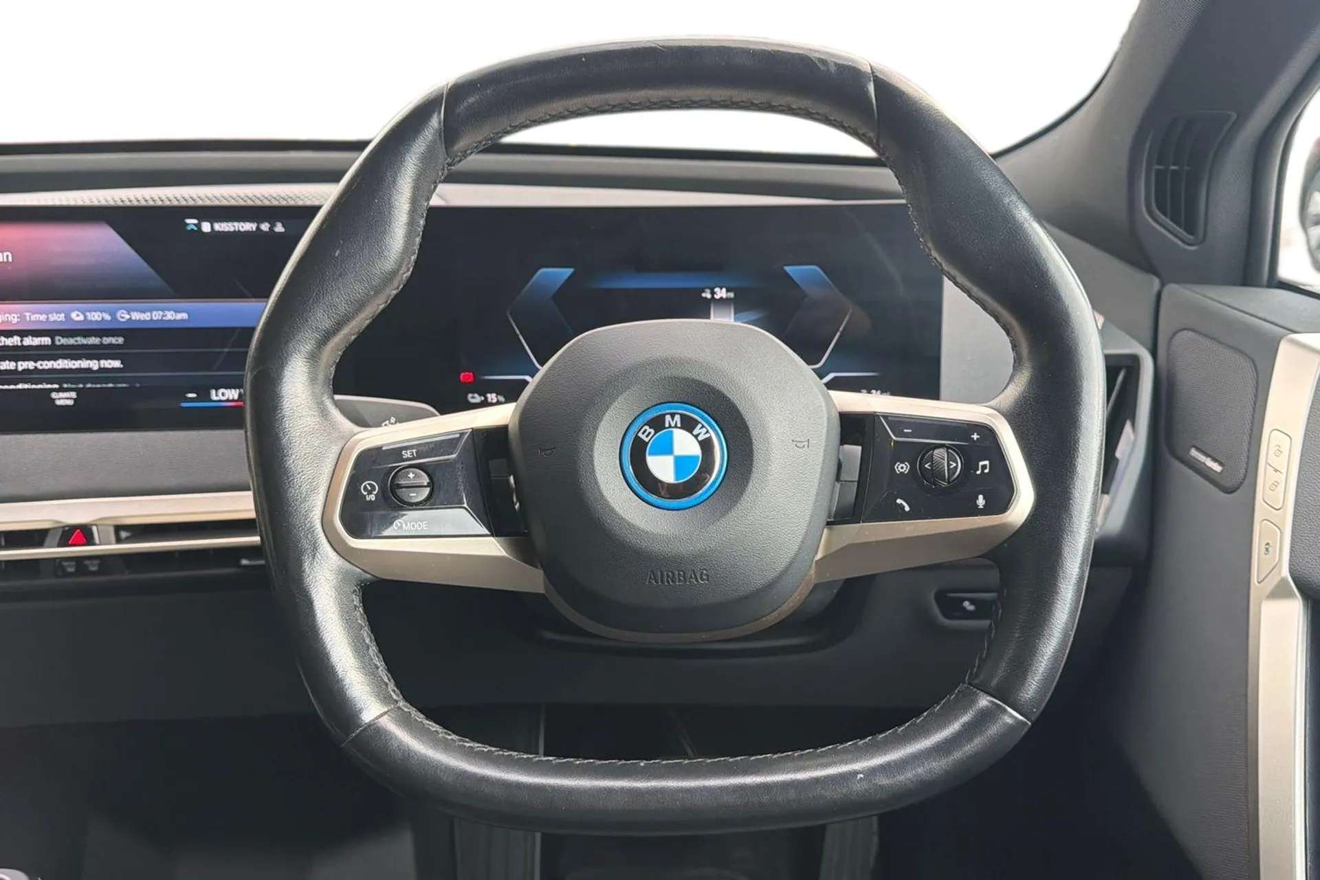 2022 BMW IX 2022 BMW IX