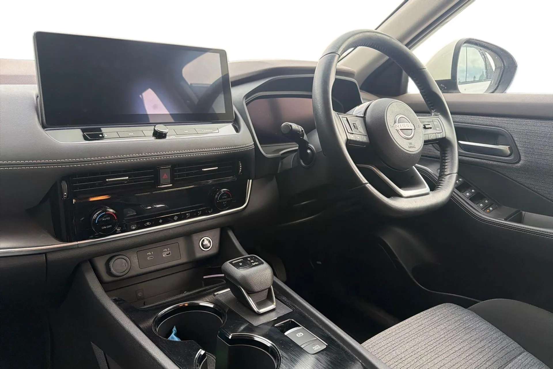 A 2023 NISSAN X-TRAIL 1.5 MHEV 163 N-Connecta 5dr Xtronic [ Intelligent lane keep assist, Google maps services - search, weather, 3D maps and Google street view, Front and A 2023 NISSAN X-TRAIL 1.5 MHEV 163 N-Connecta 5dr Xtronic [ Intelligent lane keep assist, Google maps services - search, weather, 3D maps and Google street view, Front and