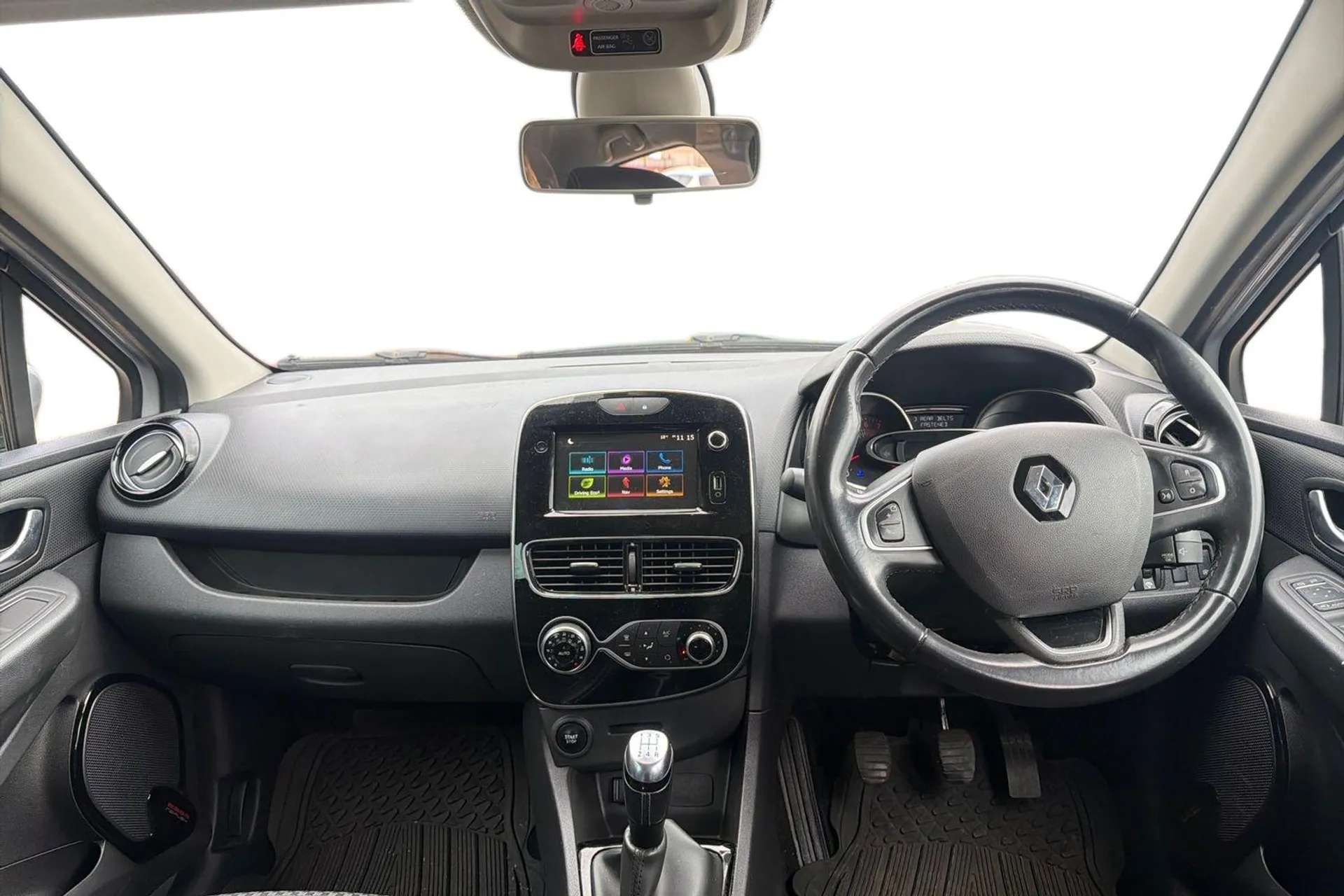 2019 RENAULT CLIO 2019 RENAULT CLIO