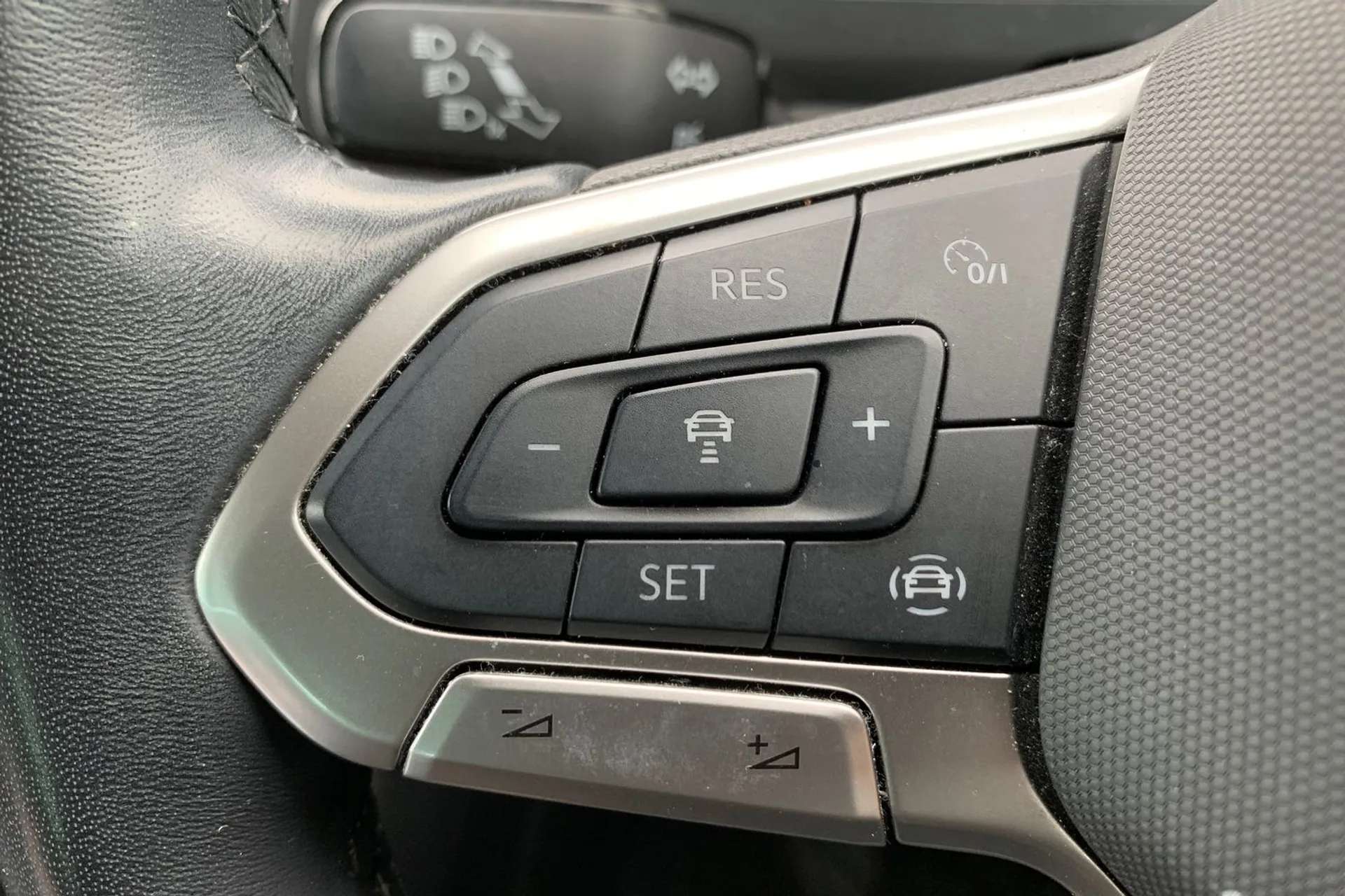 2022 VOLKSWAGEN TIGUAN 2022 VOLKSWAGEN TIGUAN