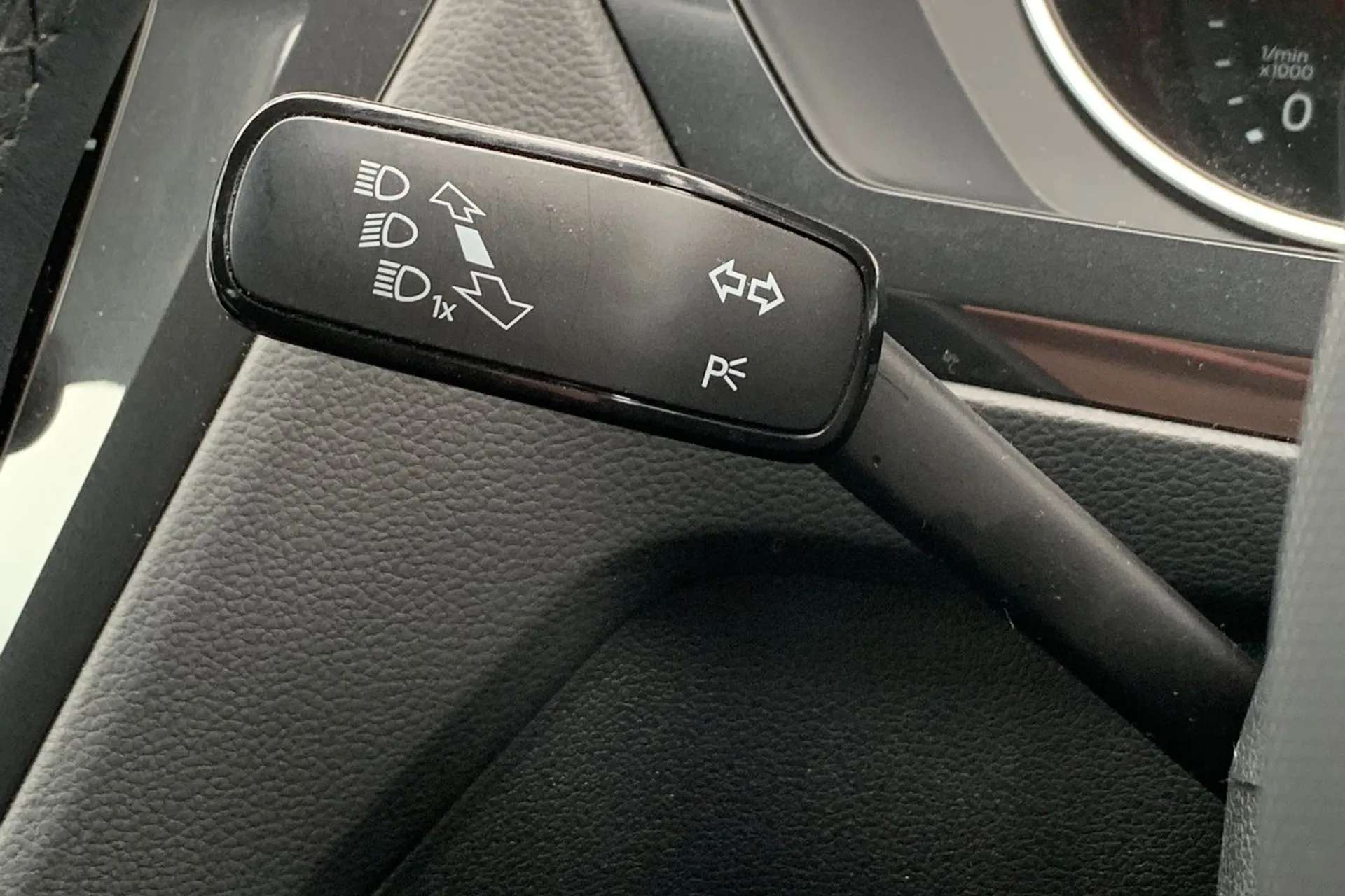 2022 VOLKSWAGEN TIGUAN 2022 VOLKSWAGEN TIGUAN