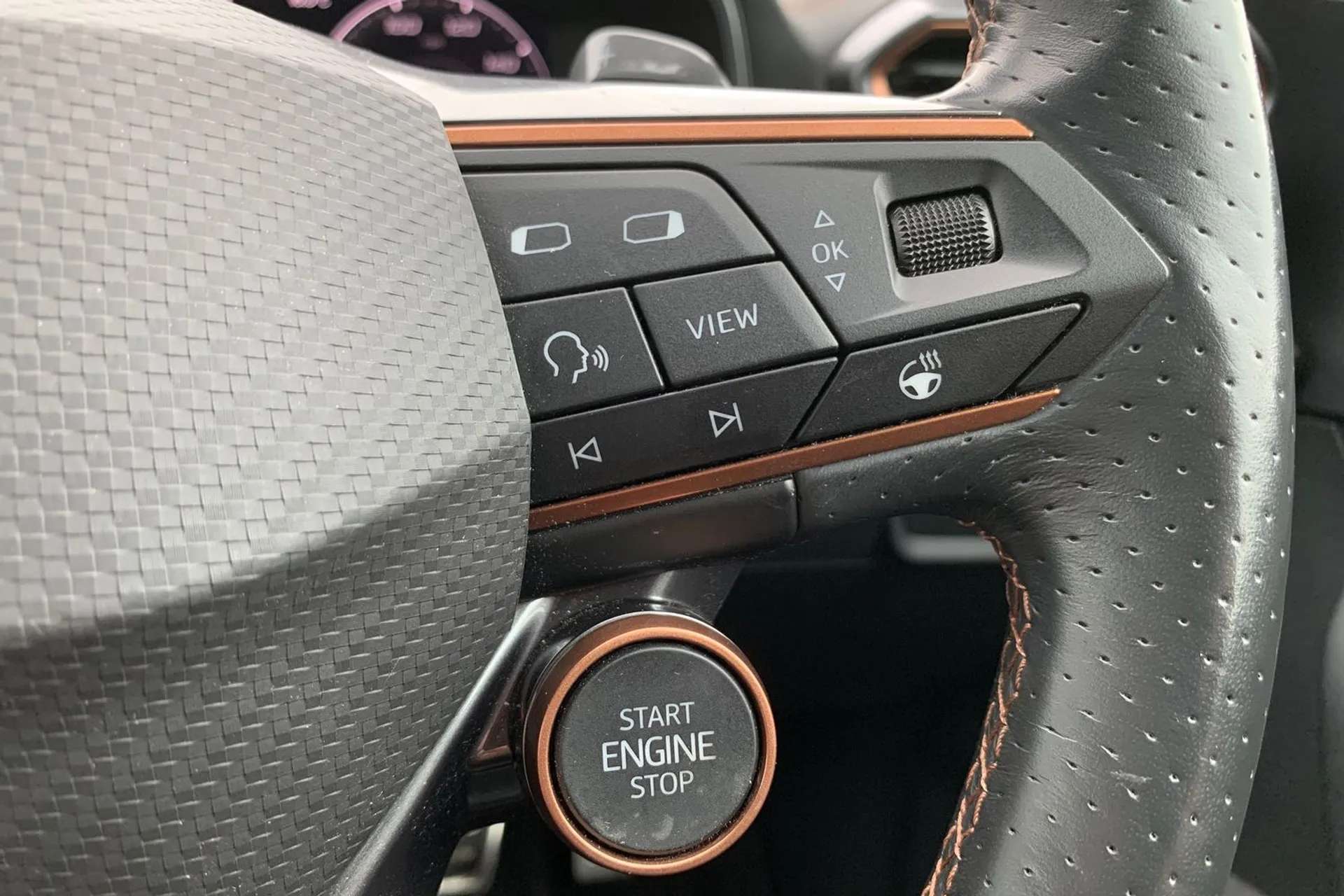 2023 CUPRA FORMENTOR 2023 CUPRA FORMENTOR