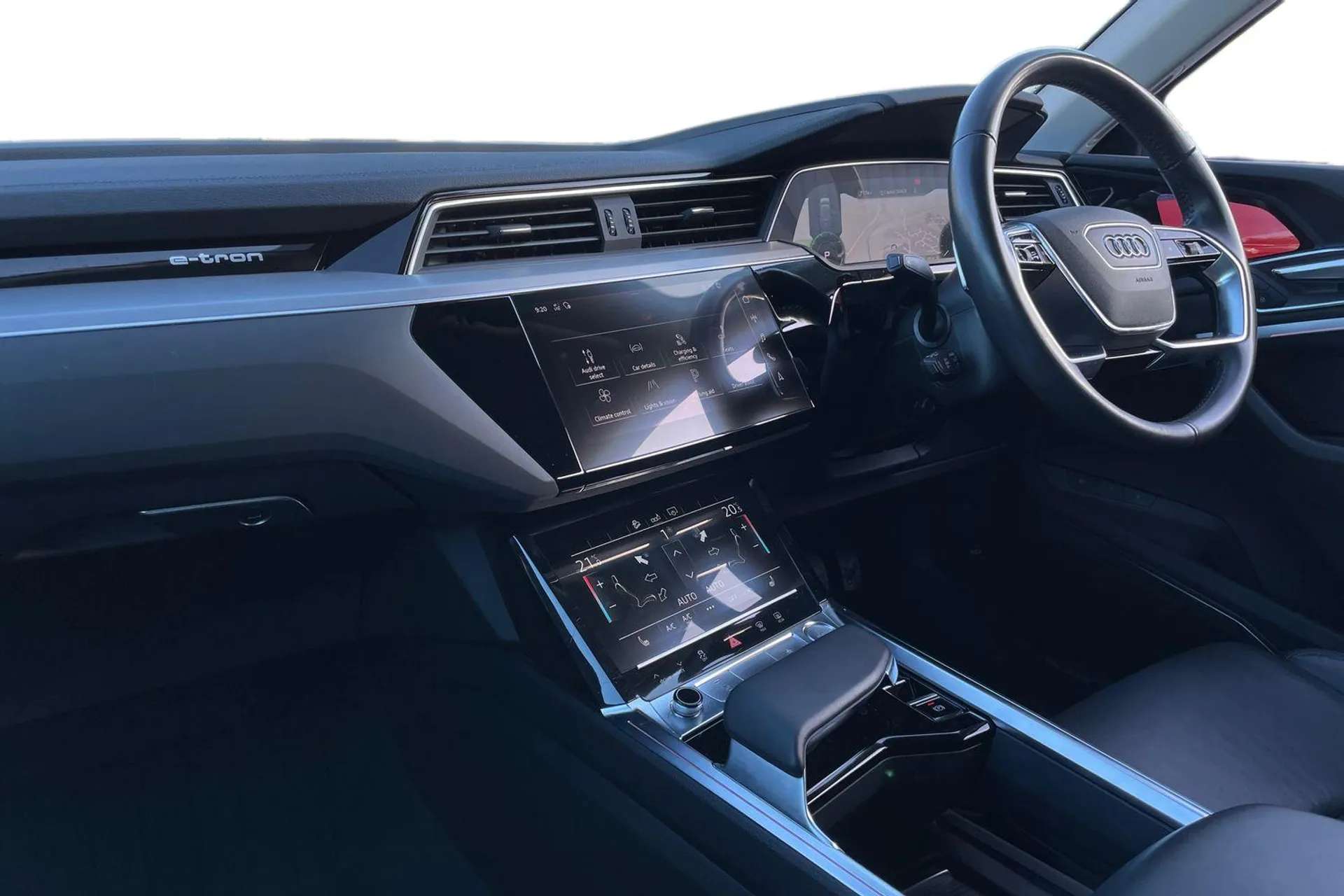 2021 AUDI E-TRON 2021 AUDI E-TRON