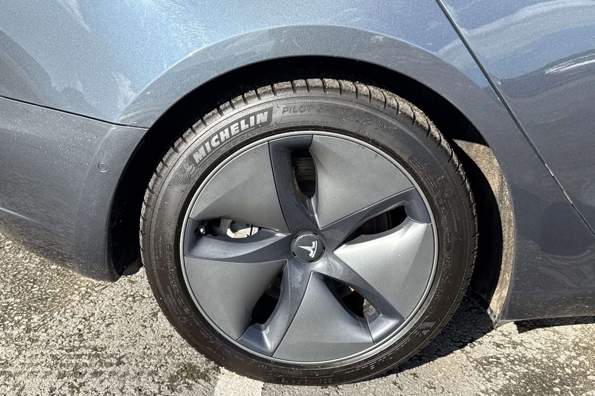 2020 TESLA MODEL 3 2020 TESLA MODEL 3