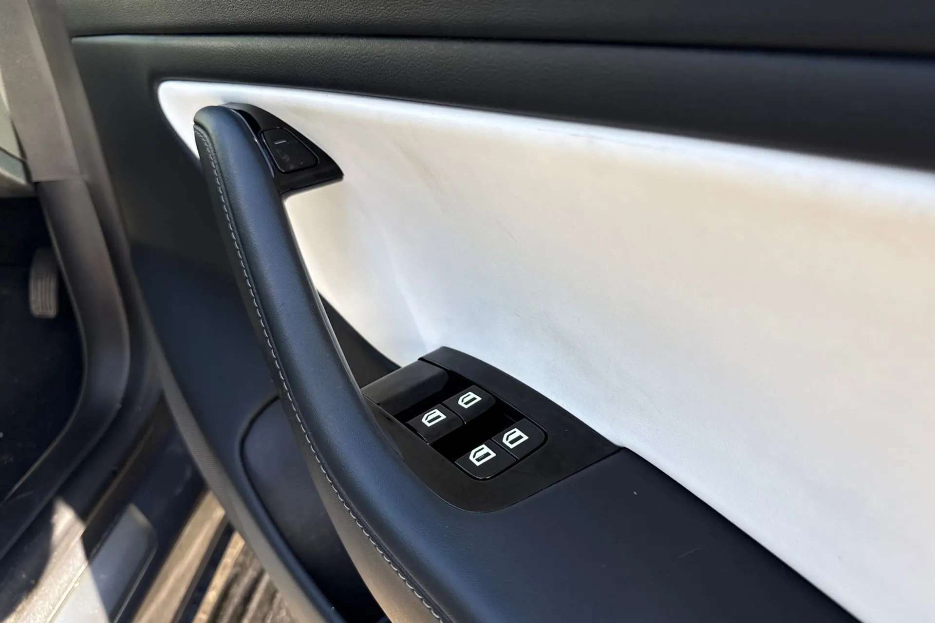 2020 TESLA MODEL 3 2020 TESLA MODEL 3